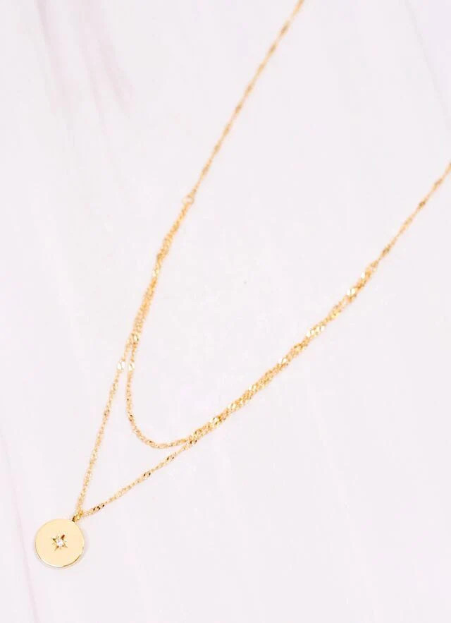Burke Layered Necklace with Charm GOLD | Caroline Hill
