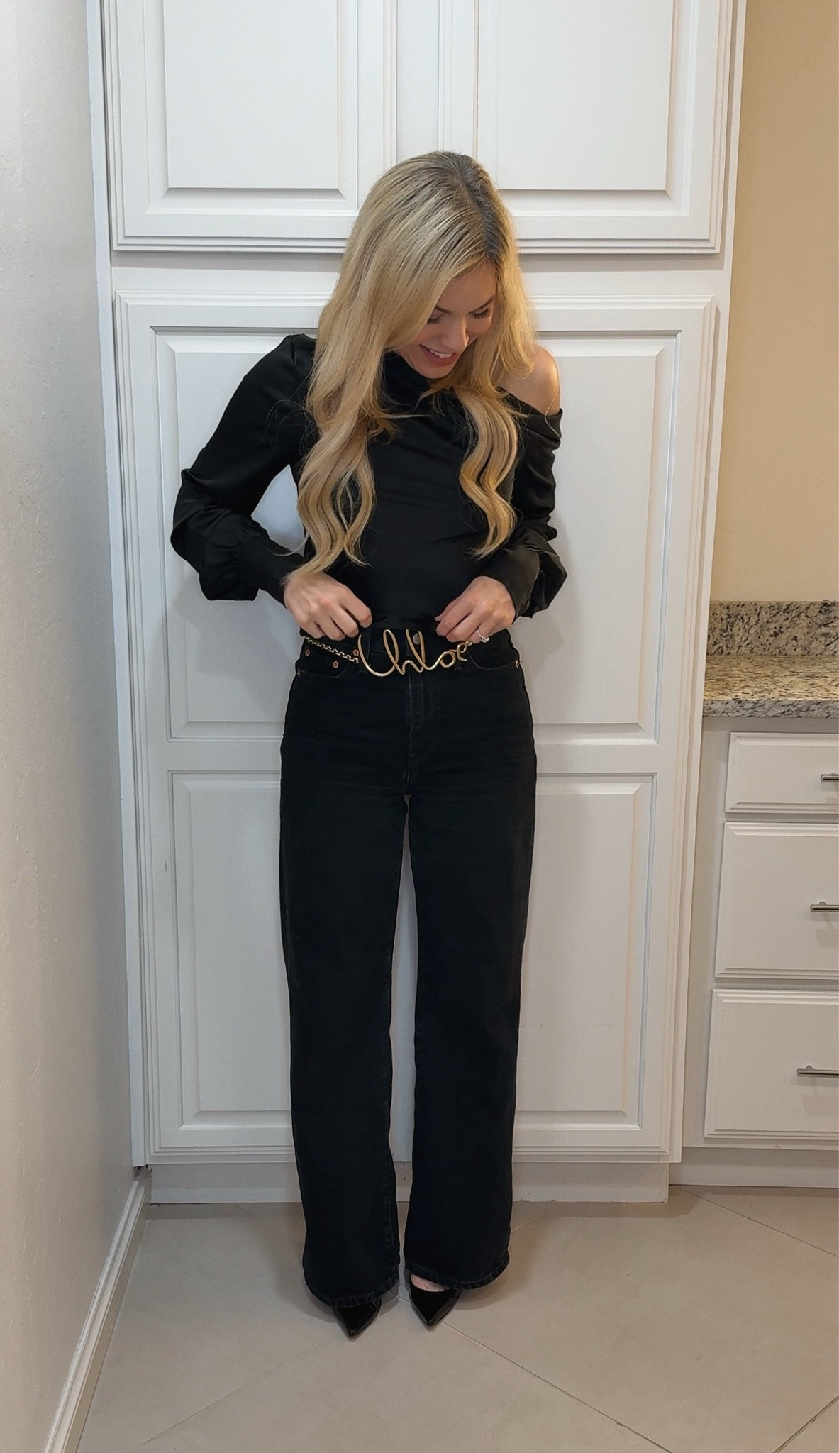 My Chloe belt is 50% off!!! Only a couple left!
Levi’s Ribcage

#LTKdayinmylife #LTKootd