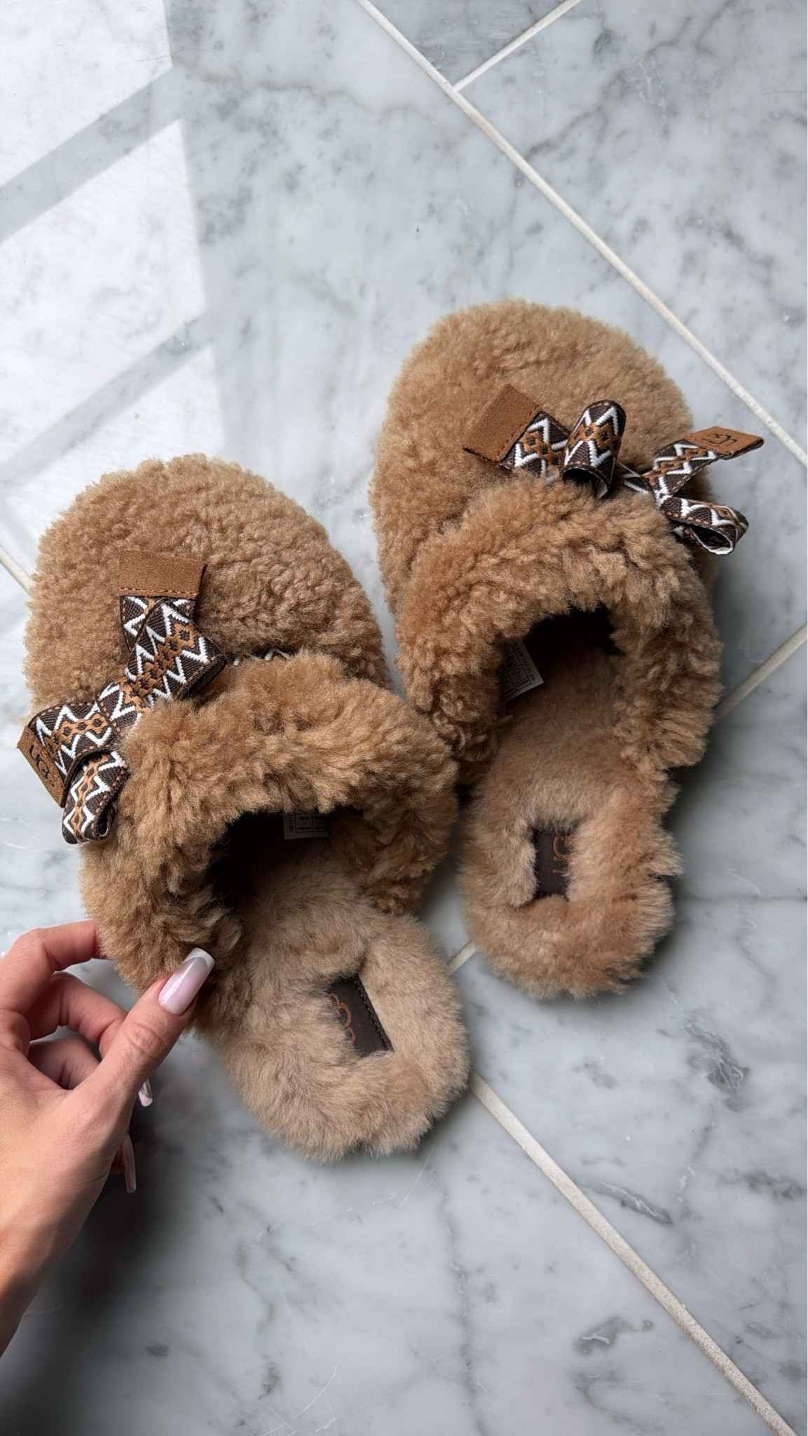 New UGGs, cozy house shoes, shearling slides, gift idea for her

#LTKmomlife #LTKHome #LTKselfcare