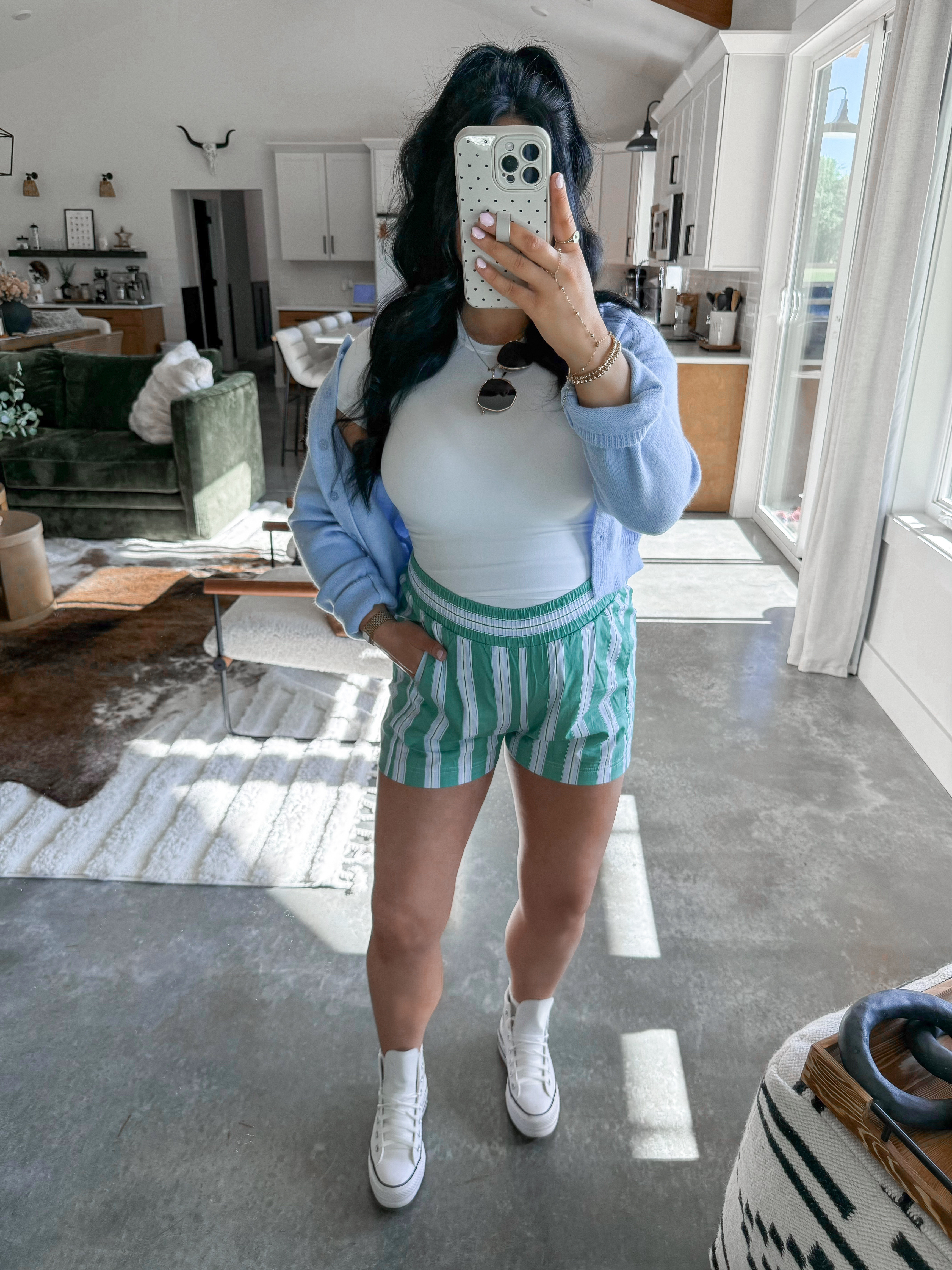 Casual Bump Friendly OOTD 🩵🤍

Tee - xs
Cardigan - medium (sky blue)
Shorts - small (green)

Loving this colorful casual look! These boxer shorts are so good (I also have them in pink!) Paired them with this pastel colored cardigan, a basic white tee and finished the look with my white leather platform converse sneakers! 

 

 #LTKootd #LTKSeasonal #LTKBump