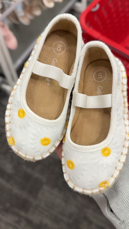 LOOOK at these toddler shoes! 🥹 they’re so perfect for spring & summer, I love all the little details 🌼 share with a girl mom who would love these 🫶🏼
—

#targetstyle #targetfashion #targetforthewin #targetfinds #targetkids #targetrun #targetmom #tinytrendswithtori #trendykid #trendytoddler #toddlerootd #trendytots #toddlermom #toddlerstyle #newattarget #kidsstyling #toddlerfashion #kidfashion #momofgirls🎀🎀 #springstyle #summerready

#LTKshoecrush #LTKfamily #LTKkids