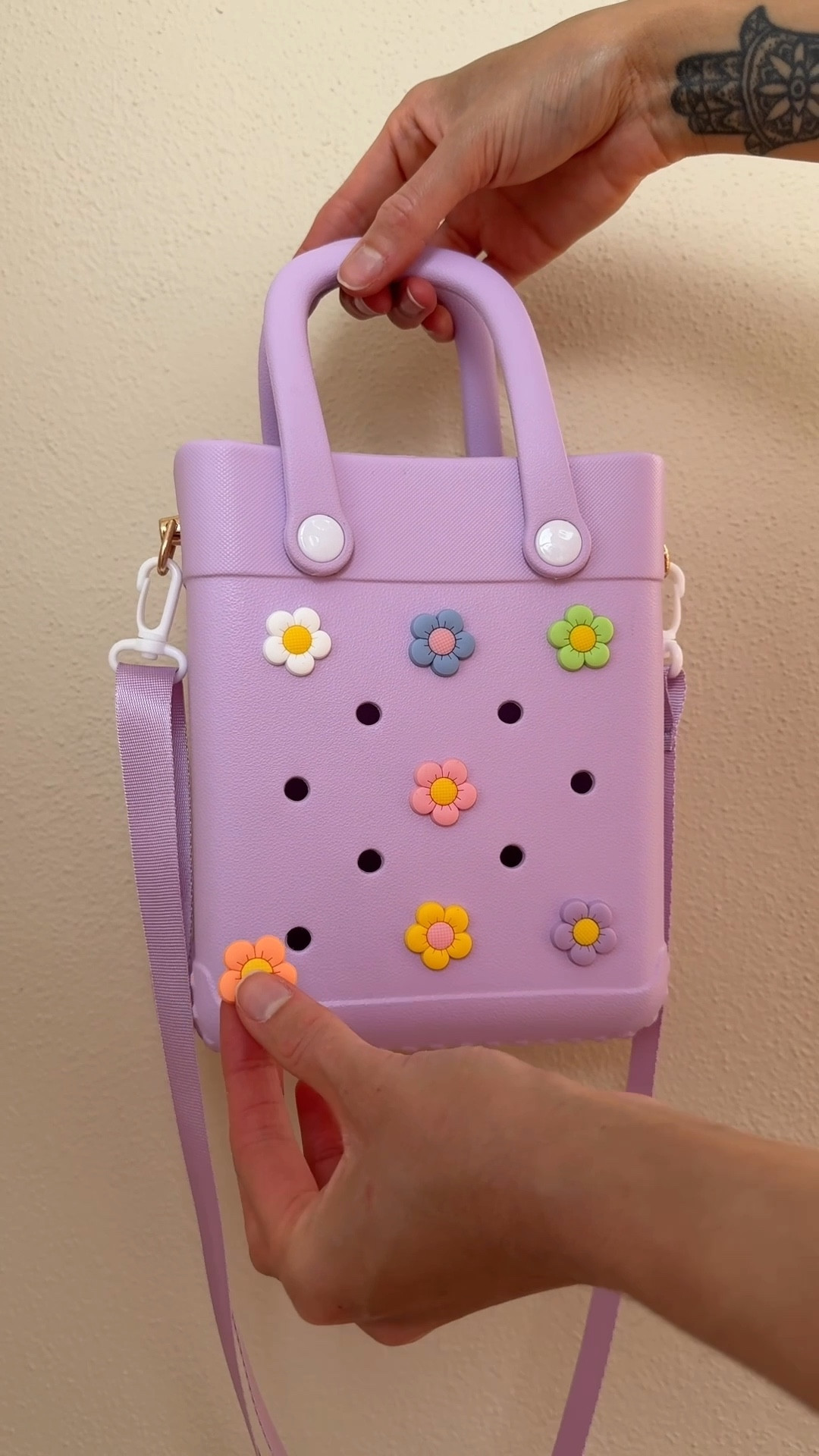 Summer must have for kids! Perfect for the beach or pool! 
#kidsfinds #summerfinds #boggdupe

#LTKFindsUnder50 #LTKItBag #LTKSummerEdit