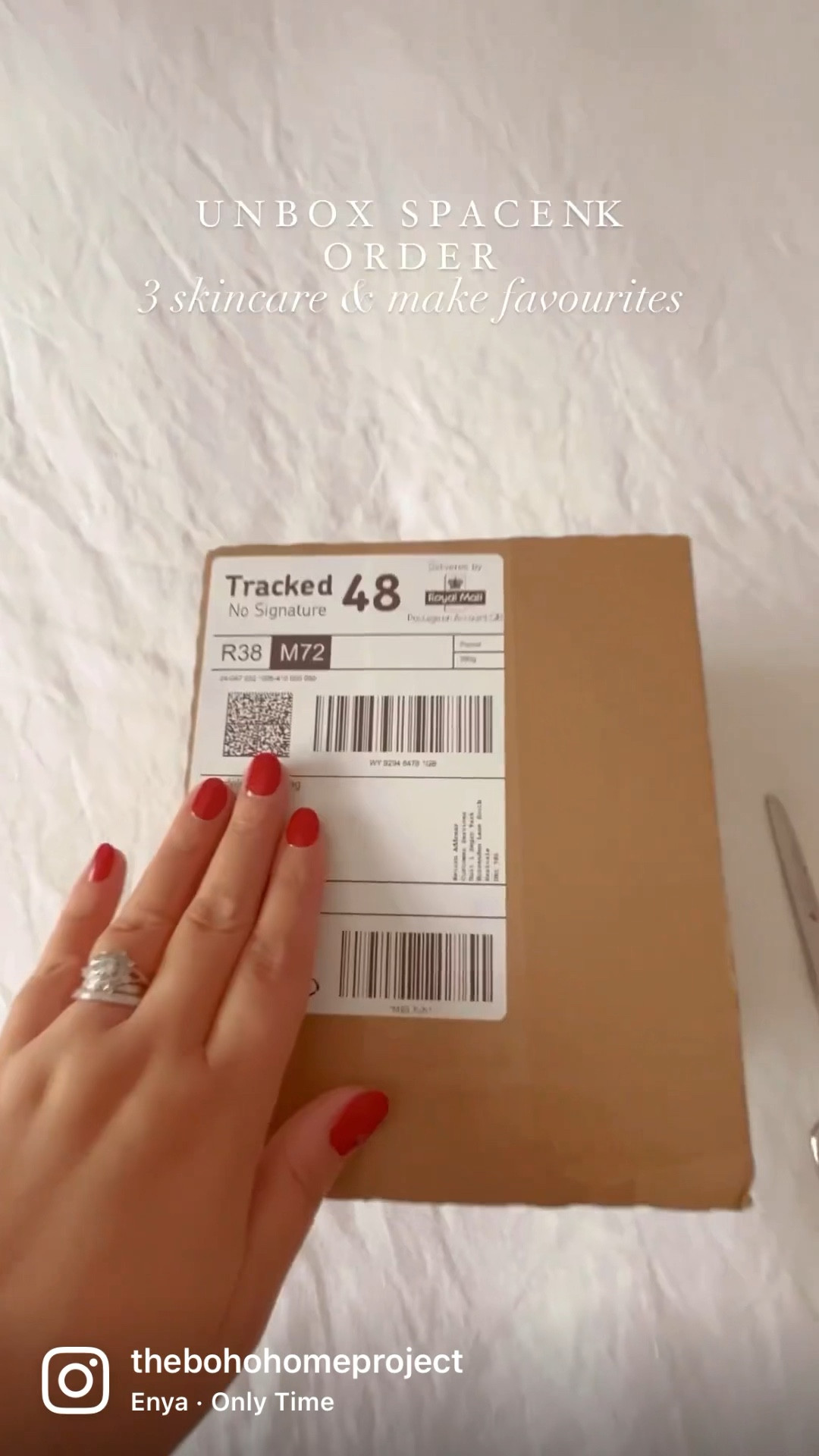 Unboxing
C.E.O Glow 
The Ordinary 
Hourglass 
Space NK 

#LTKSeasonal #LTKbeauty #LTKhome