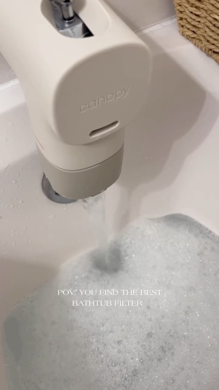 say BATH to get 15% off 🔗 (must be following me to receive dm) the perfect bath filter for baby or YOU mamas! 🛁🫧
#bathfilter #bathtimebaby #babybathtime #babymusthaves