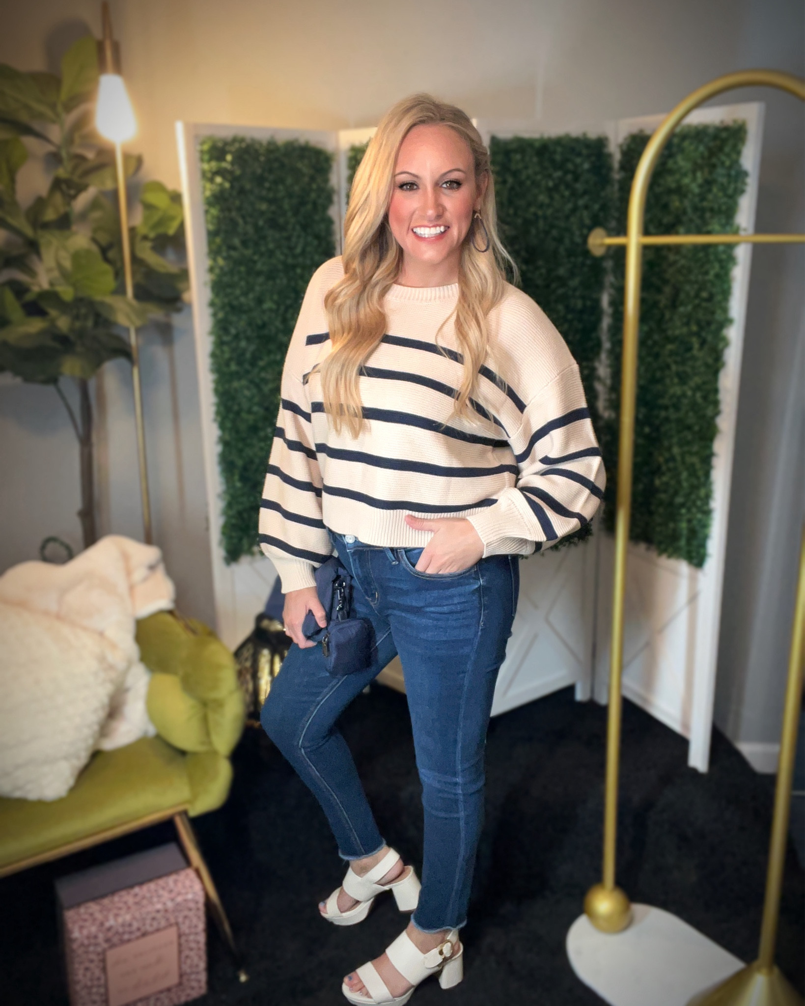 Another way to stylize your matching short set. Call it-Fall Ready! 

#StylistShayna


#LTKxVICI #LTKStyleTip #LTKBacktoSchool