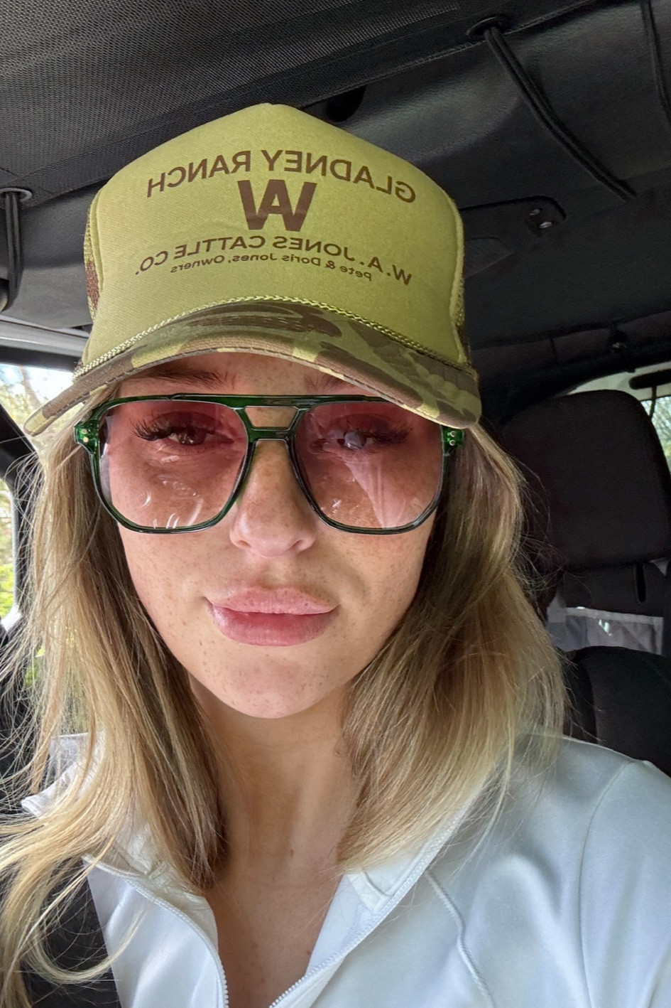 Trucker hat season 💚 These sunnies are from Amazon under $20! 

amazon l
sunglasses l sunnies l summerr