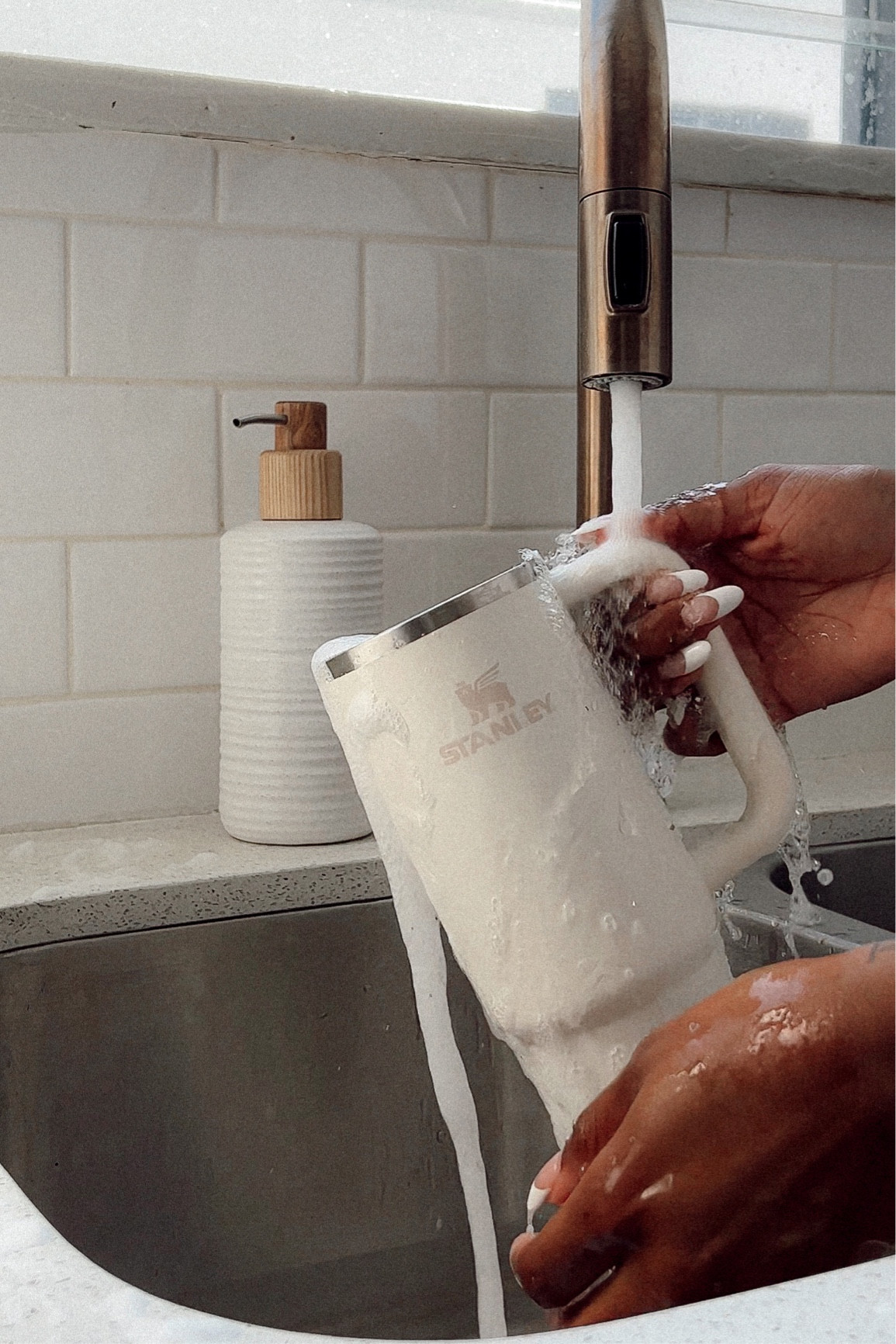 obsessed with my 30 oz cream Stanley tumbler 🫶🏾 