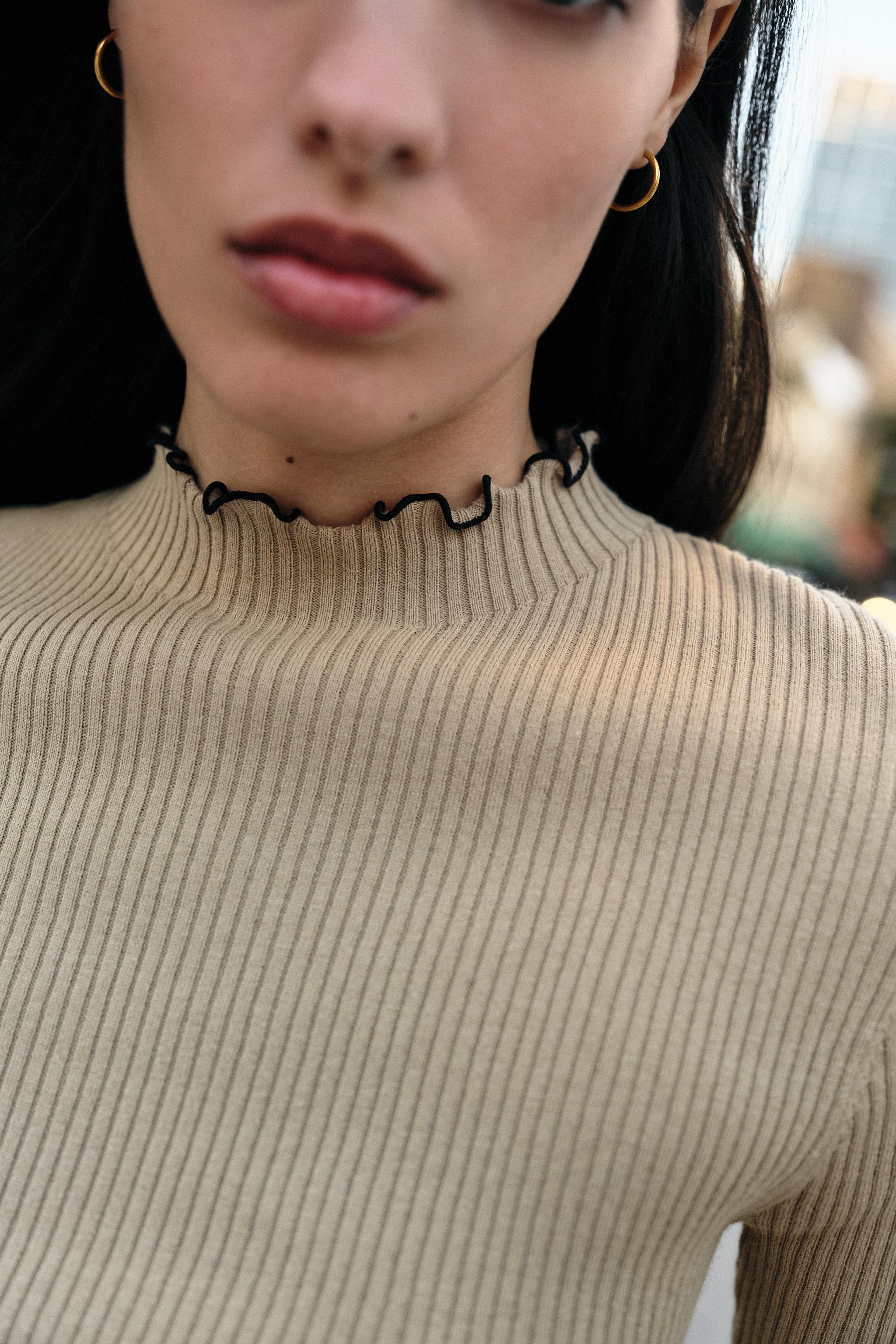 CONTRAST RIB KNIT TOP | Zara US