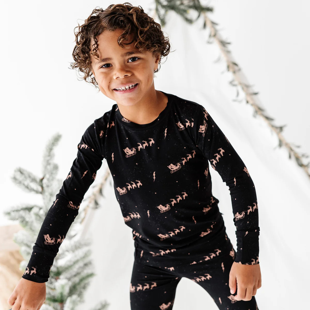 Sleigh All Day Two-Piece Pajama Set | Bums & Roses