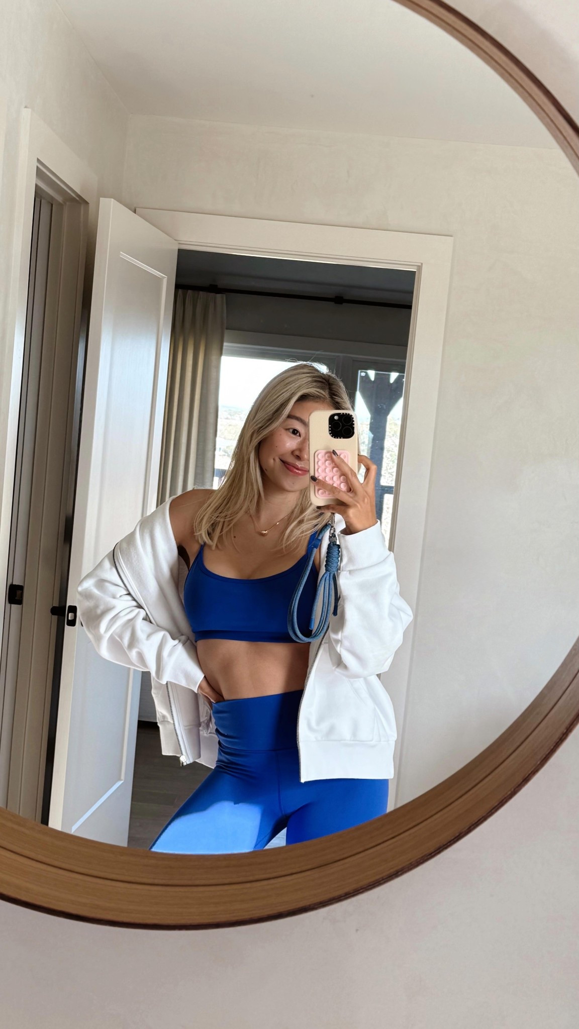 Morning reset because mom posture is real😅
Asked Nate for a posture-fixing sesh after realizing how slouchy I’ve become. This felt SO good- opening up my chest, shoulders, and back, undoing all the tightness from baby carrying and feeds. Feeling lighter already!
Wearing @vuoriclothing AllTheFeels™ Legging & Bra in Copenhagen 💙

#posture #mobility #vuoripartner #morningroutine #ranchlife #momlife

#LTKStyleTip #LTKWatchNow #LTKActive