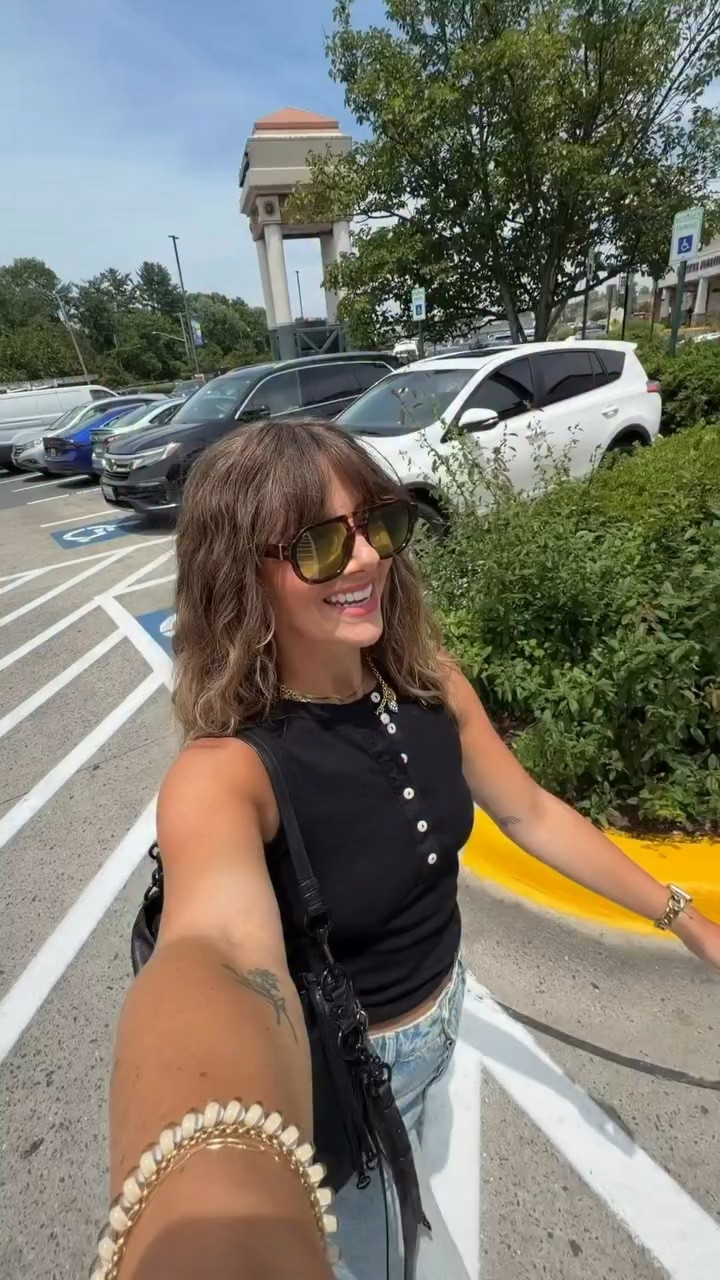 Any guesses what I walked out with?? @famousfootwear is my spot for shoes for back to school! Stop by in person to try on your faves or shop online with the link in bio 🥰 #famousfootwearpartner #makeitFAMOUS