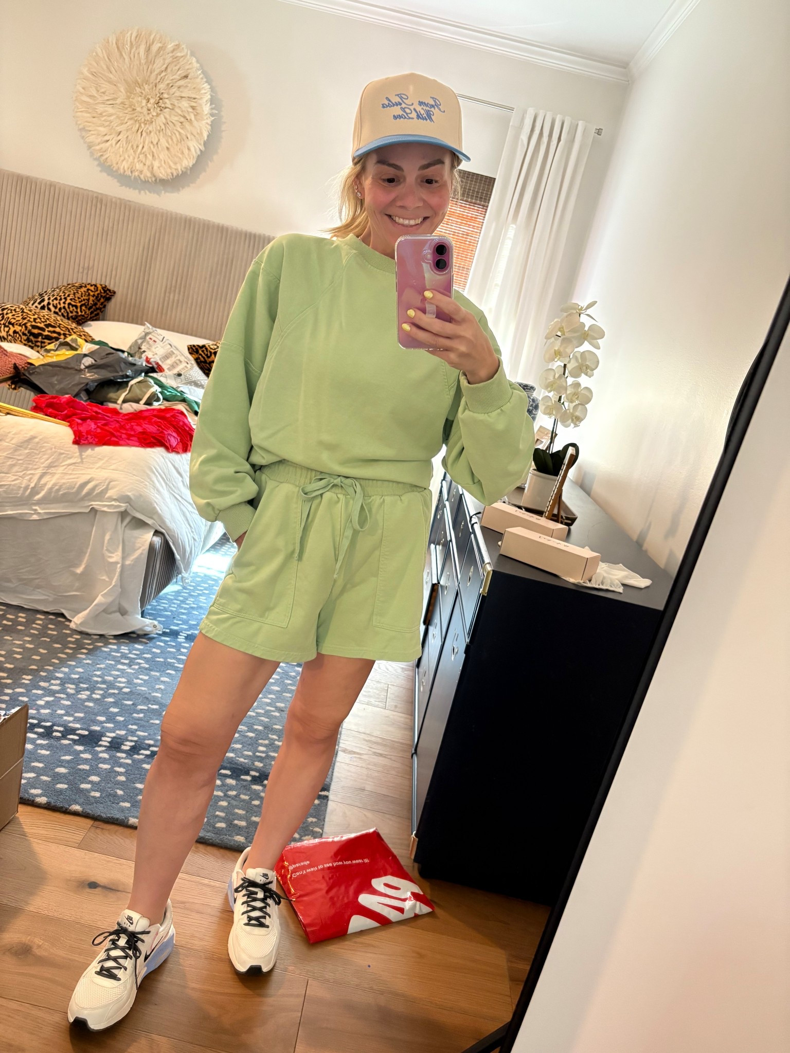 I’m still here for the matching sets! This one is so cute and lightweight and perfect for those warm days but cool nights! 

#amazonfashion
#amazonfinds
#nike


#LTKShoeCrush #LTKActive #LTKStyleTip