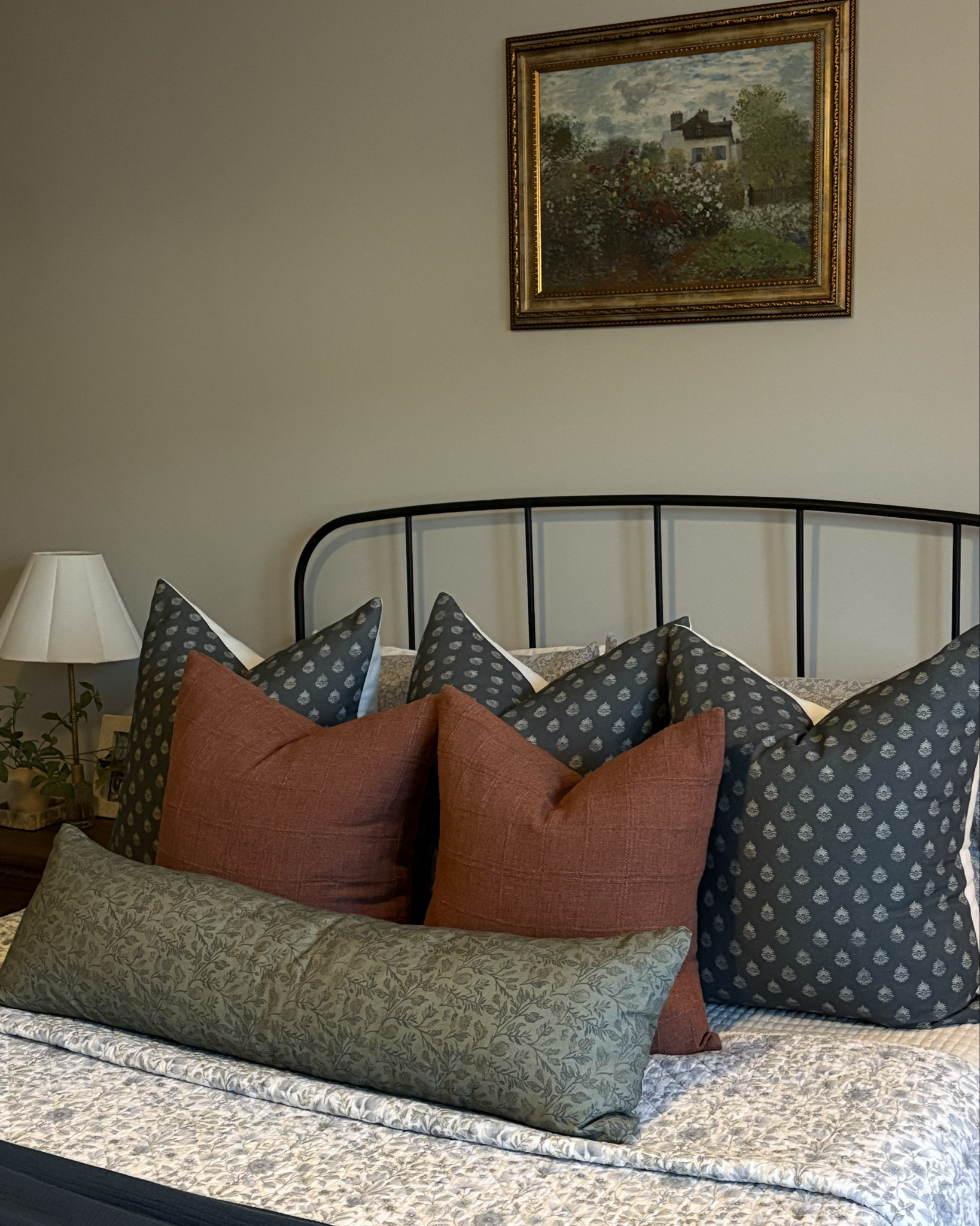 Cozy cottage bedroom🤎


#LTKHome