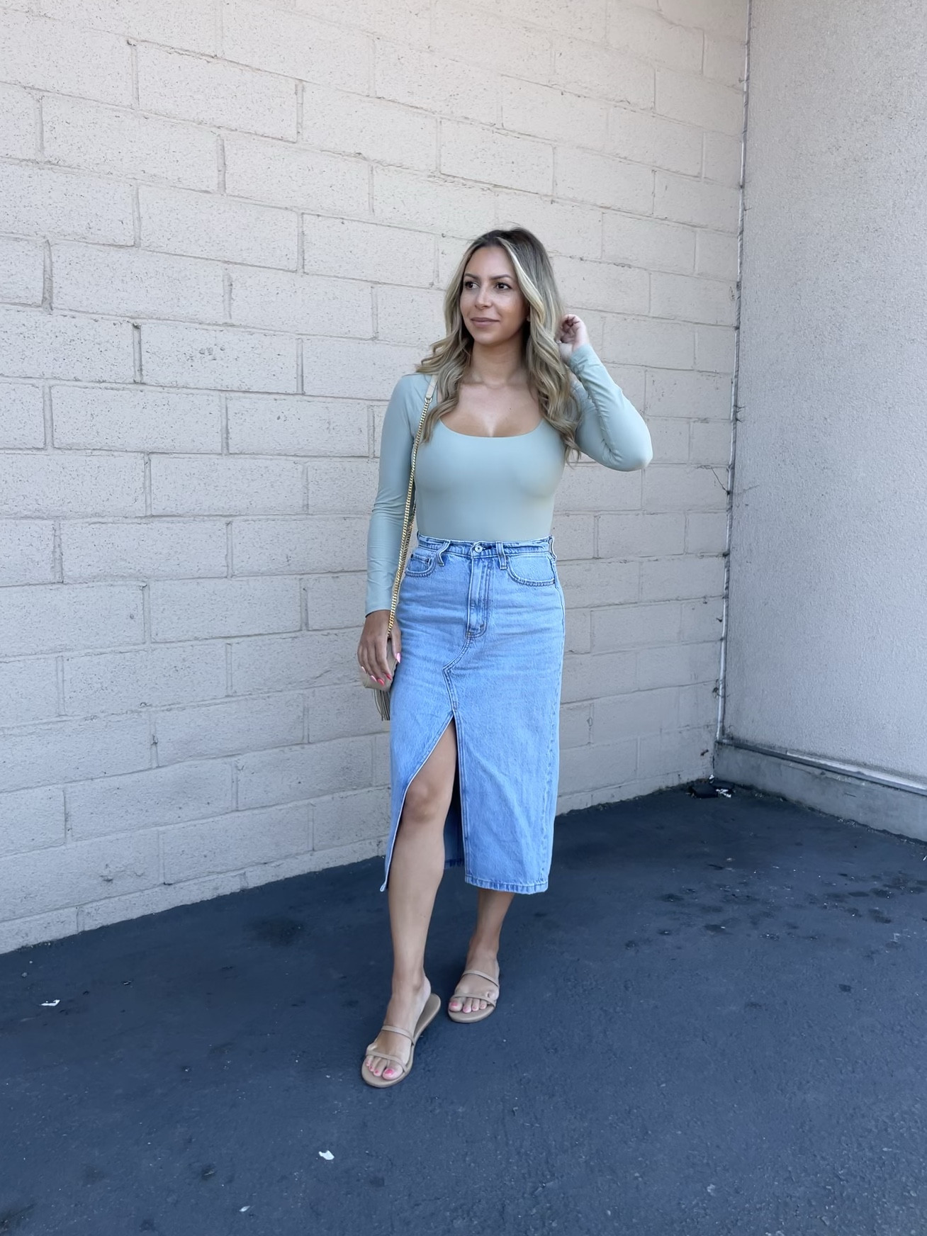 My denim skirt is back in stock and on sale with code: AFKATHLEEN

Skirt- 25 petite (size down 1) 
Green bodysuit- small
Tkees sandals
YSL bag

Petite, jeans, denim skirt, Abercrombie, fall outfit 

#LTKsalealert #LTKSeasonal #LTKSale
