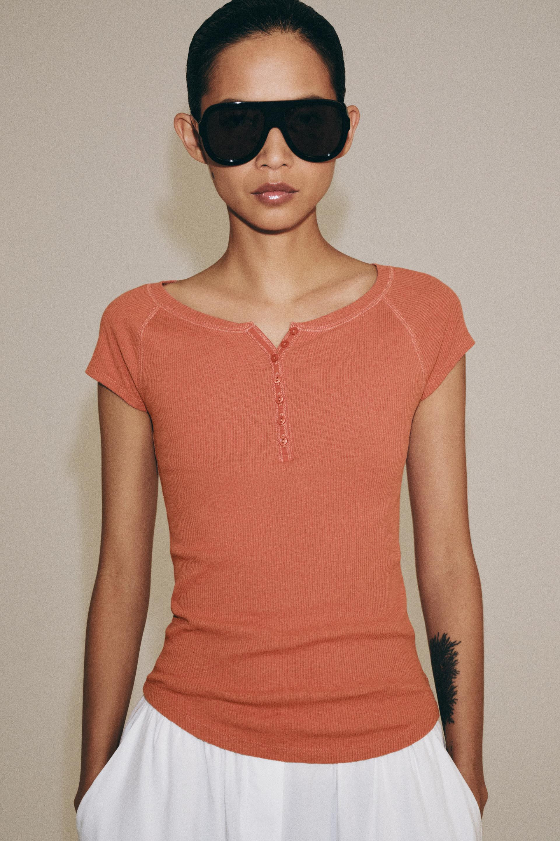 LINEN BLEND BUTTON T-SHIRT | Zara US