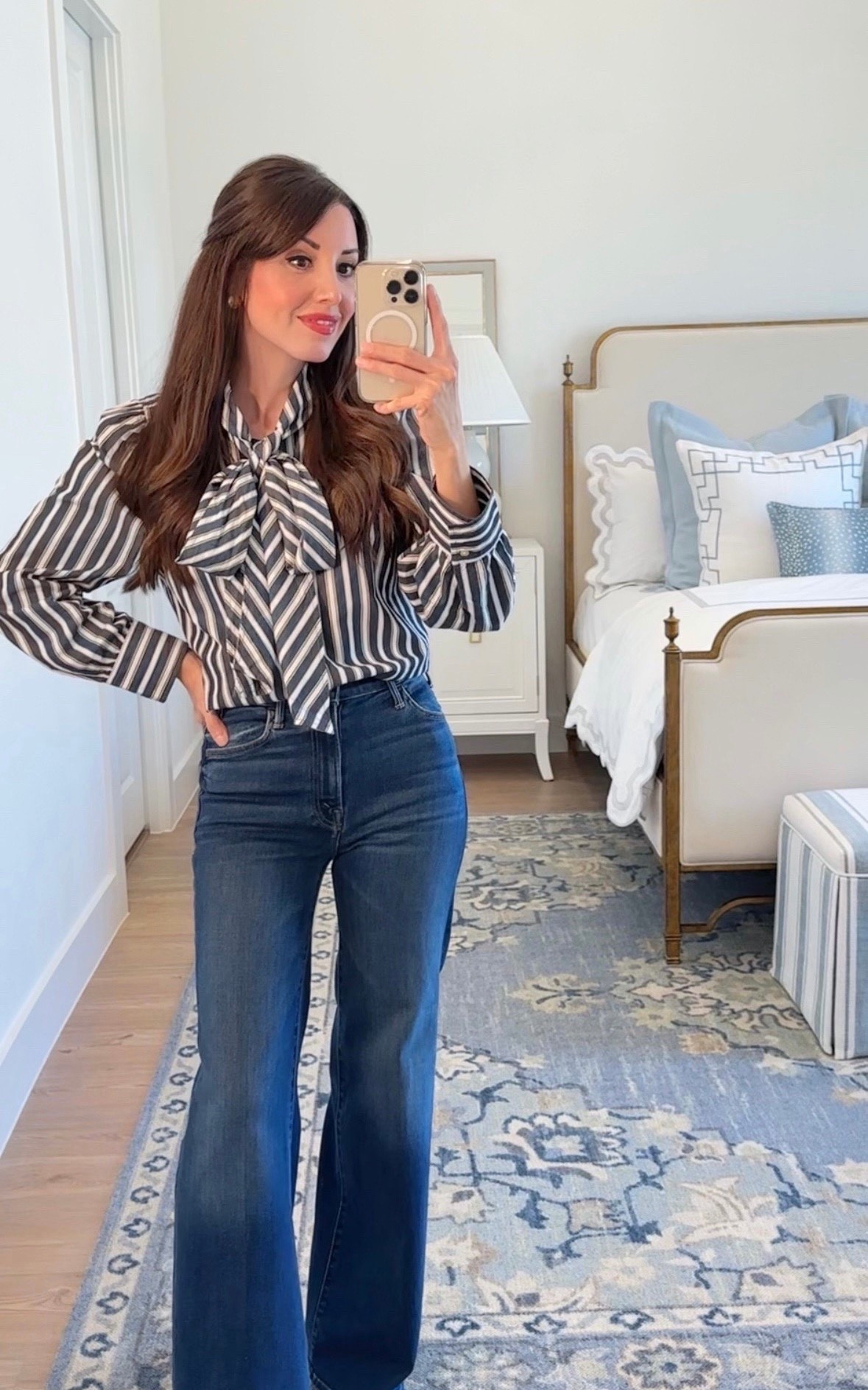 NEW COLOR 🎉 $24 tie neck top now available in new colors for spring 💙🤍✨