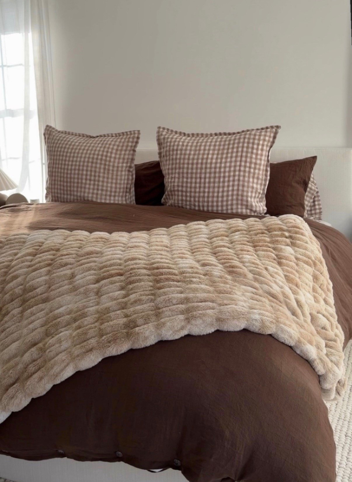 another amazing Mother’s Day gift is a Lola blanket! Linking it here & also linking my bedding 🤍

#LTKMothersDay #LTKdayinmylife #LTKHome
