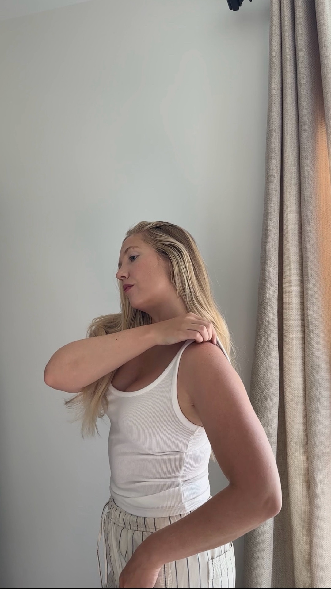 My favorite @Aerie bra that’s comfy for whatever my fall throws at me — for the dressy moments, the casual, and everything in betweeen 🍂🍎 #ad #AeriePartner #AerieREAL