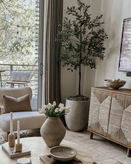 Amazon concrete planter on sale under $100! 

faux tree, planter, home decor, living room home decor

#LTKHome #LTKSaleAlert