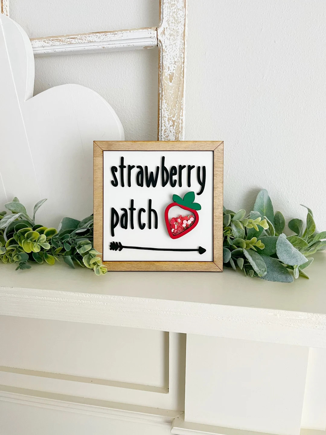 Strawberry farms shaker sign, strawberry tiered tray, fruit sign | Etsy (US)