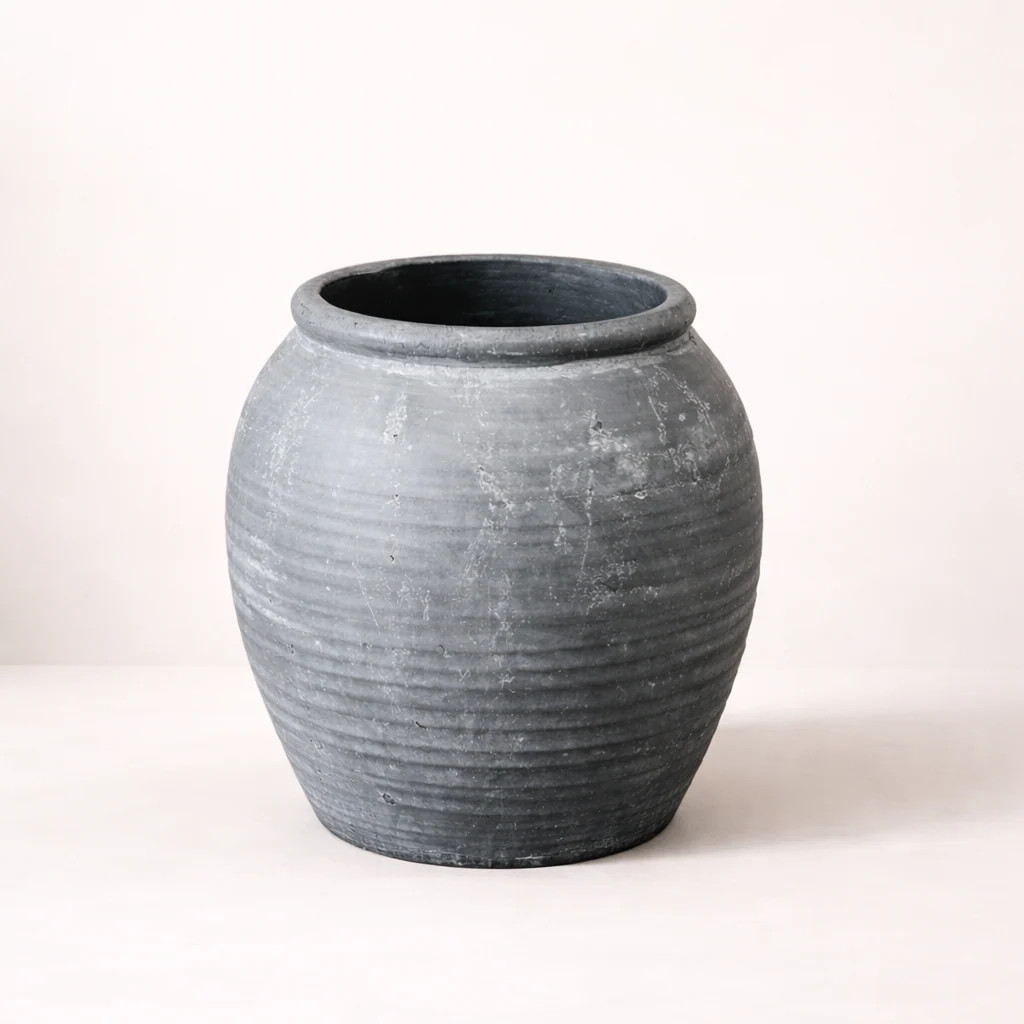 Vintage Inspired Black Line Planter | By Luxe B Co. | luxe bCO