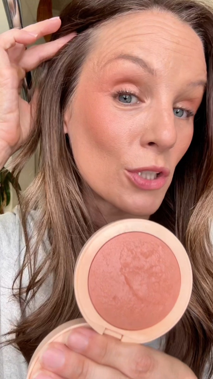 Magic Hour is the perfect peachy-pink blush with a soft gold glow. It blends seamlessly, adds dimension without glitter, and melts into the skin for a radiant finish. I love how it ties together my eye look since you can also use it as eyeshadow for a soft, lifted glow. It’s like a blush and highlighter in one — effortless and luminous.

#emcosmetics #emcosmeticsheavensglow #blush #beautyover40 #glowyblush

#LTKOver40 #LTKBeauty #LTKgrwm