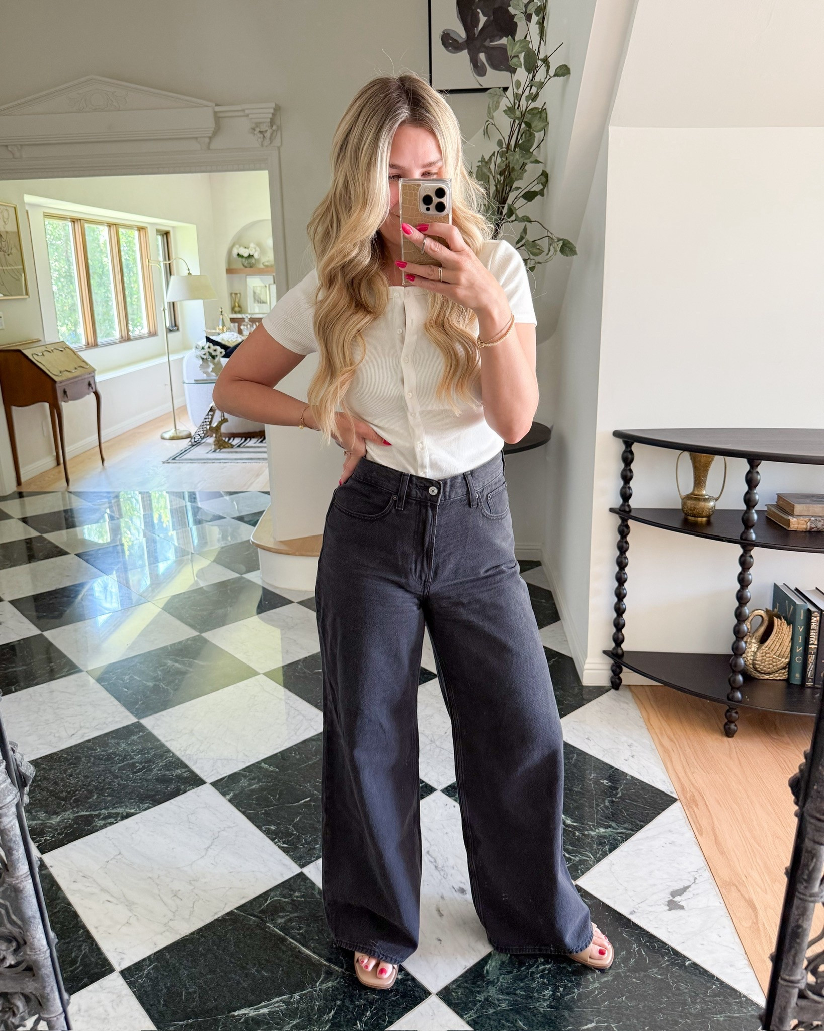 My favorite jeans at the moment are on sale right now at Abercrombie & Fitch! 🖤

#LTKStyleTip #LTKSaleAlert