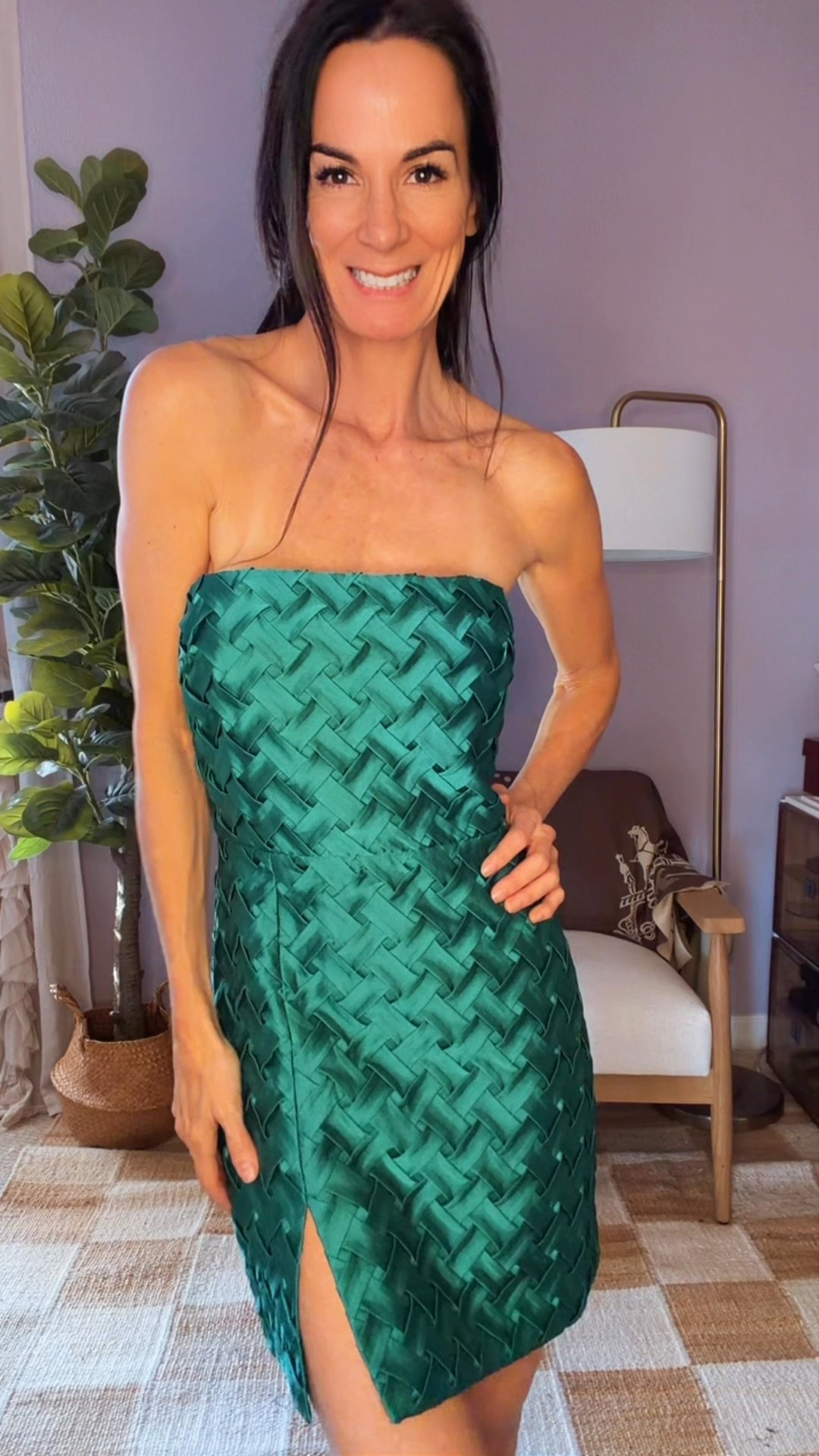 GRWM ✨ Another event, another festive look  💚✨ This woven dress understood the assignment and showed up ready to sleigh. Structured, flirty, and just the right amount of extra — aka the dress you throw on when you want compliments before you even say hello.

Holiday parties, cocktail nights, “I’ll just pop in for one drink” moments that turn into all night plans… she’s that girl.  And yes, the texture, the fit, the color — chef’s kiss. 🤌🏼

Wearing XS

#AmandaUprichard #GreenDressMoment #HolidayStyle #FestiveFashion #PartyDress #CocktailDress #HolidayOutfitInspo #ChicAndSassy #NicoleColeeStyle #WhatIWore #LTKStyle #FashionOver40 #StyleAtAnyAge #nicolecolee #revolveambassador @revolve #DressedUpAndFestive 💃✨ 



#LTKootd #LTKgrwm #LTKHoliday