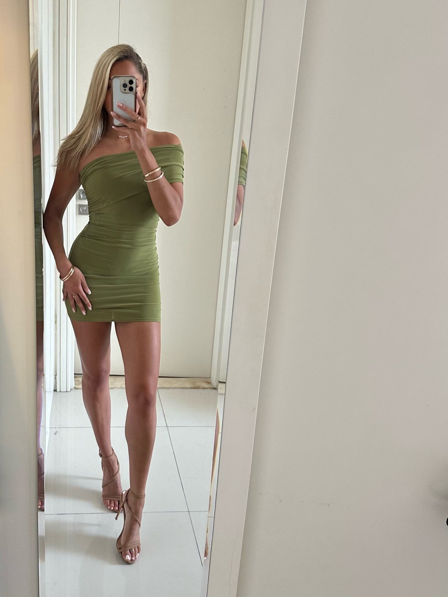 Dubai brunch look 💚

Use code: BELLAF for discount on #MyBag 

#greendress #holidayoutfit #pullandbear #summerdress #coach

#LTKsummer #LTKSummerSale #LTKluxury