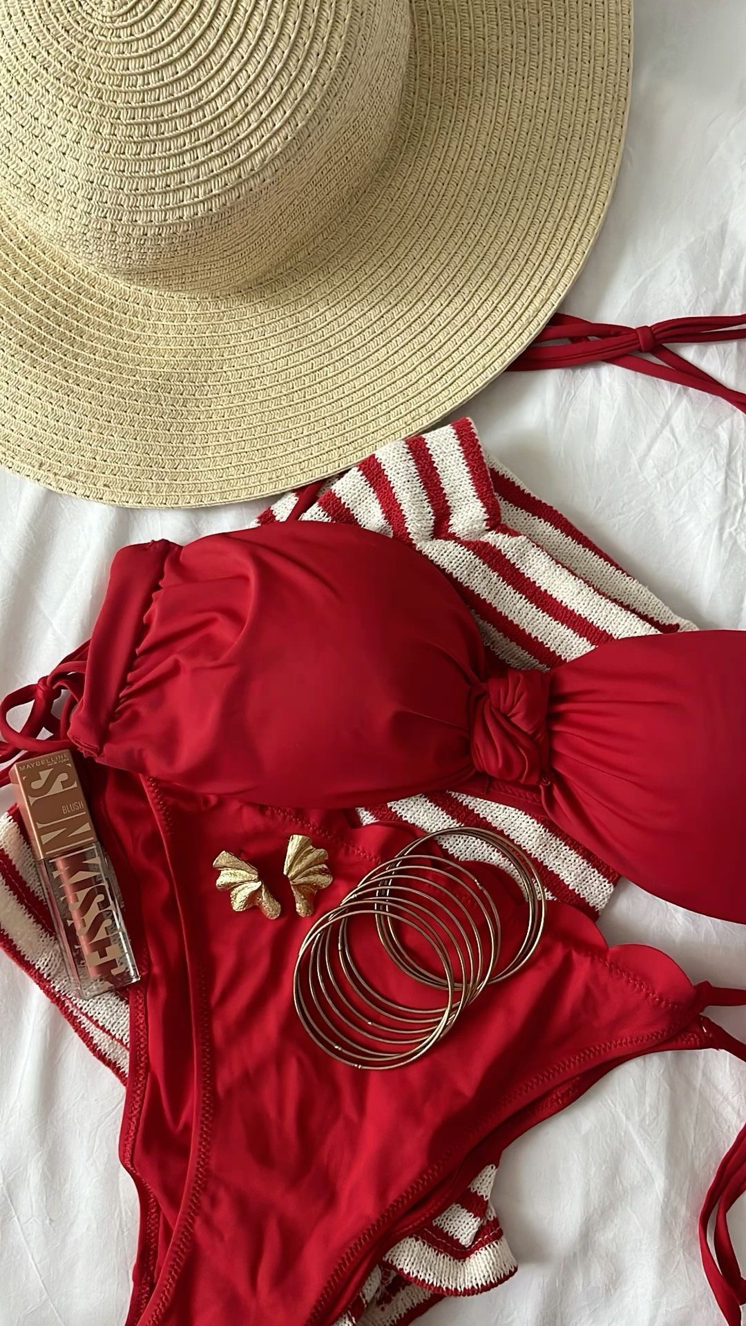 Red bathing suits for the perfect beach party!❤️💋😍❣️

#bachelorette #bachelorettethemes #redbikinis #redbathingsuits 