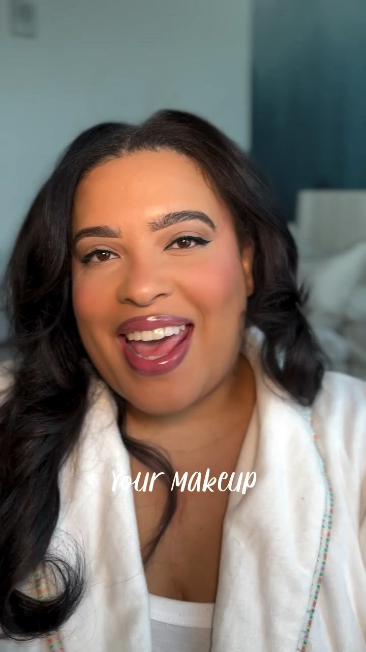 Girlies going to Essence Festival or just outside this Summer, listen up… If I were rebuilding my summer makeup bag from scratch, these are some products I’d buy again without hesitation ✨ 

@beautyofjoseon_official SPF
@onesize Secure the Sweat Primer @makeupforever HD Skin Foundation @hudabeauty Easy Bake Powder @lorealparisusa Infallible 3-Second Setting Mist @sacheubeauty Lip Liner Stay-N

If you want the links to everything I used, comment “SUMMER” and I’ll send them your way. 🤍

Save this for your next Sephora or Ulta run, and tell me which product you can’t wait to try! 

#summermakeup