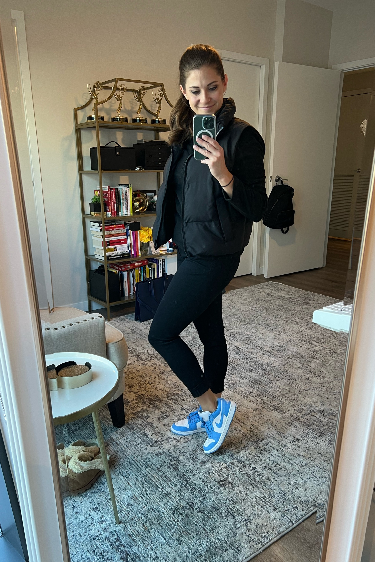My go to athletic “professional” fit for morning-skate at the rink. Comfy, warm, and on brand with our team colors 🙌🏻


#LTKFindsUnder100 #LTKActive #LTKWorkwear