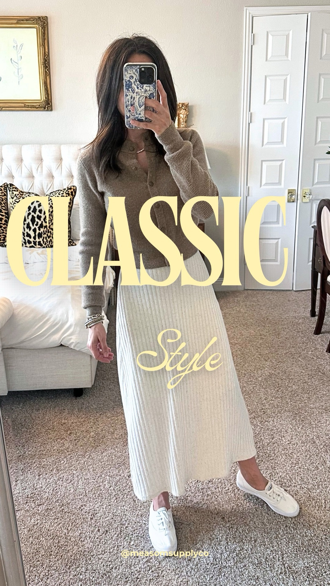 It’s a rainy Sunday. I had my homemade vanilla iced latte in hand, my cozy cashmere sweater on, and a toddler’s stray sock and shoe in my purse because we were rushing out the door for church. ⛪️🏃🏼‍♀️

Now that we’re finally back home, this weather calls for one of Ina Garten’s pastas, sweatpants, and all the cuddles. Happy Sunday, everyone! 🍝🌧️

Comment NEUTRAL to shop this look!

#NancyMeyers #NancyMeyersAesthetic #CoastalGrandmother #ClassicStyle #EffortlessStyle