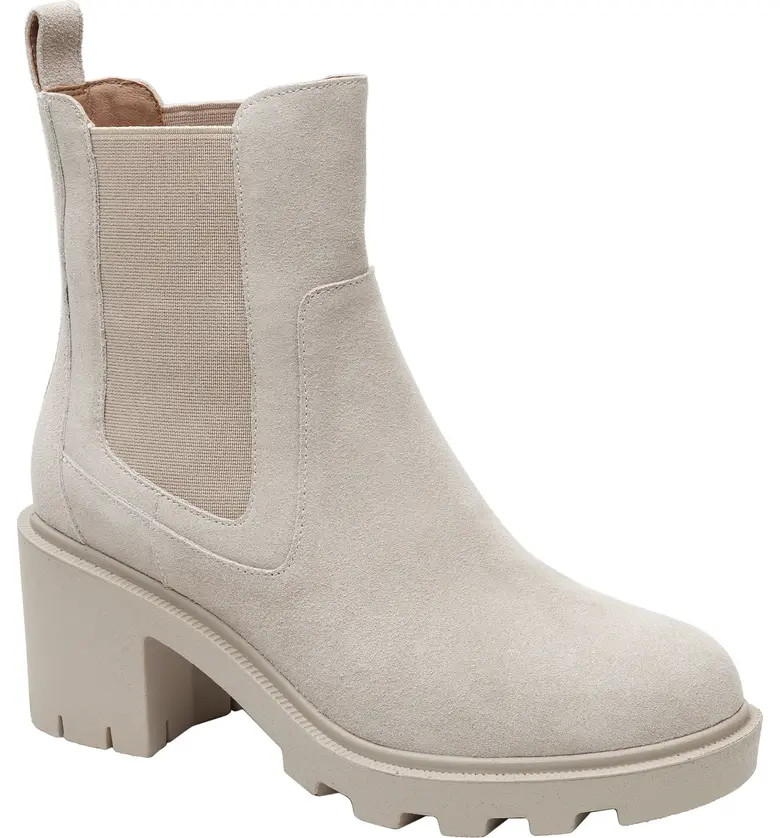Lisa Vicky Jolt Chelsea Boot | Nordstrom | Nordstrom