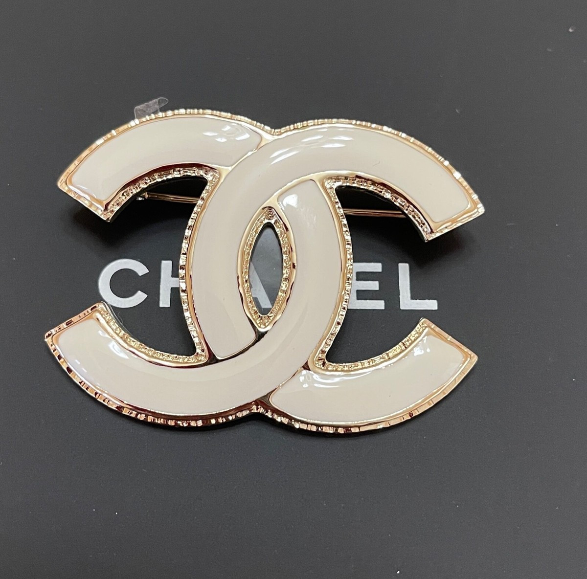 BNIB Authentic CHANEL Large White Enamel CC Logo Gold Tone-Metal Brooch Pin 22A | eBay US