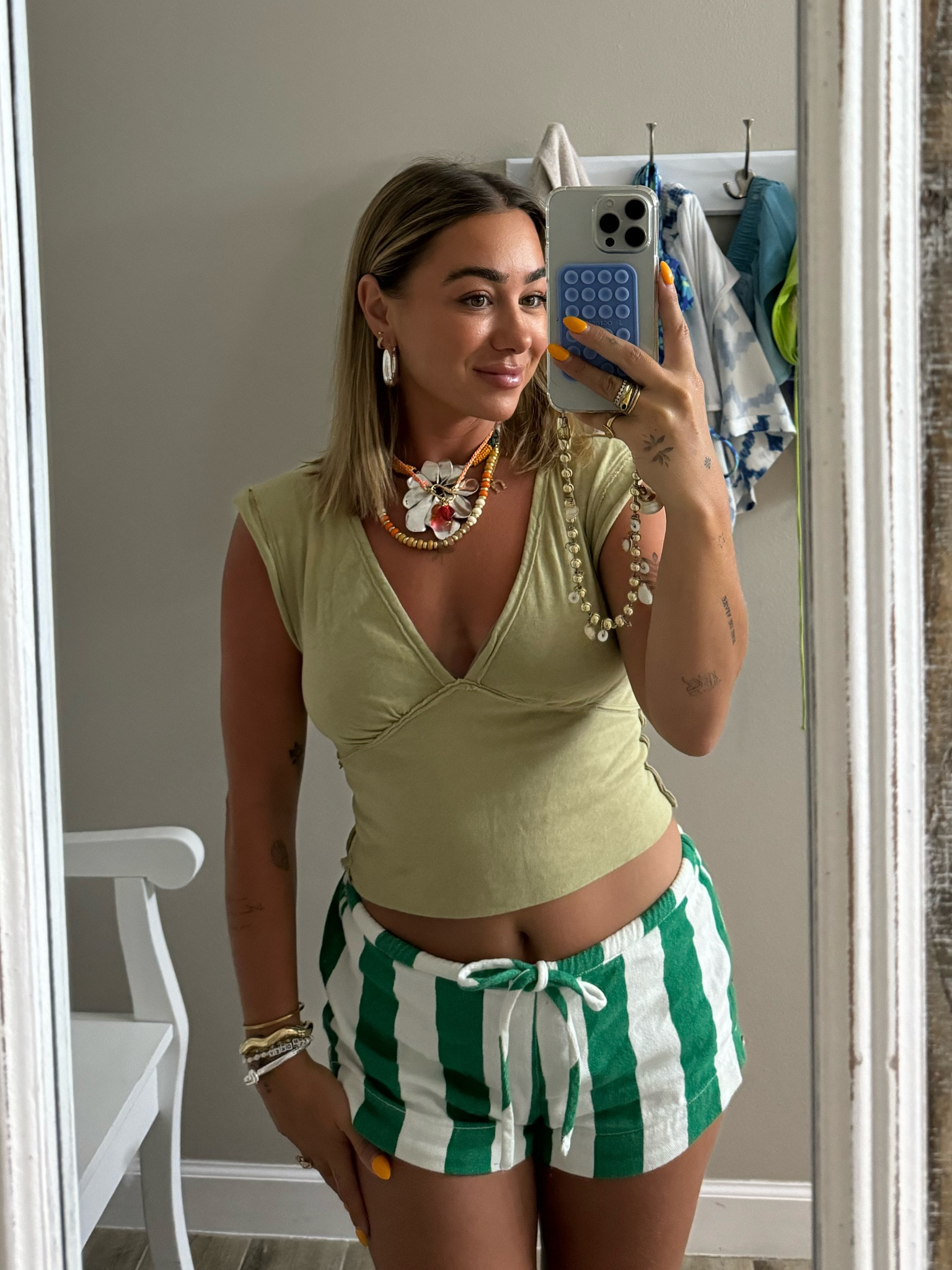 Top and shorts runs TTS! Size small too and small in the shorts 💚💚