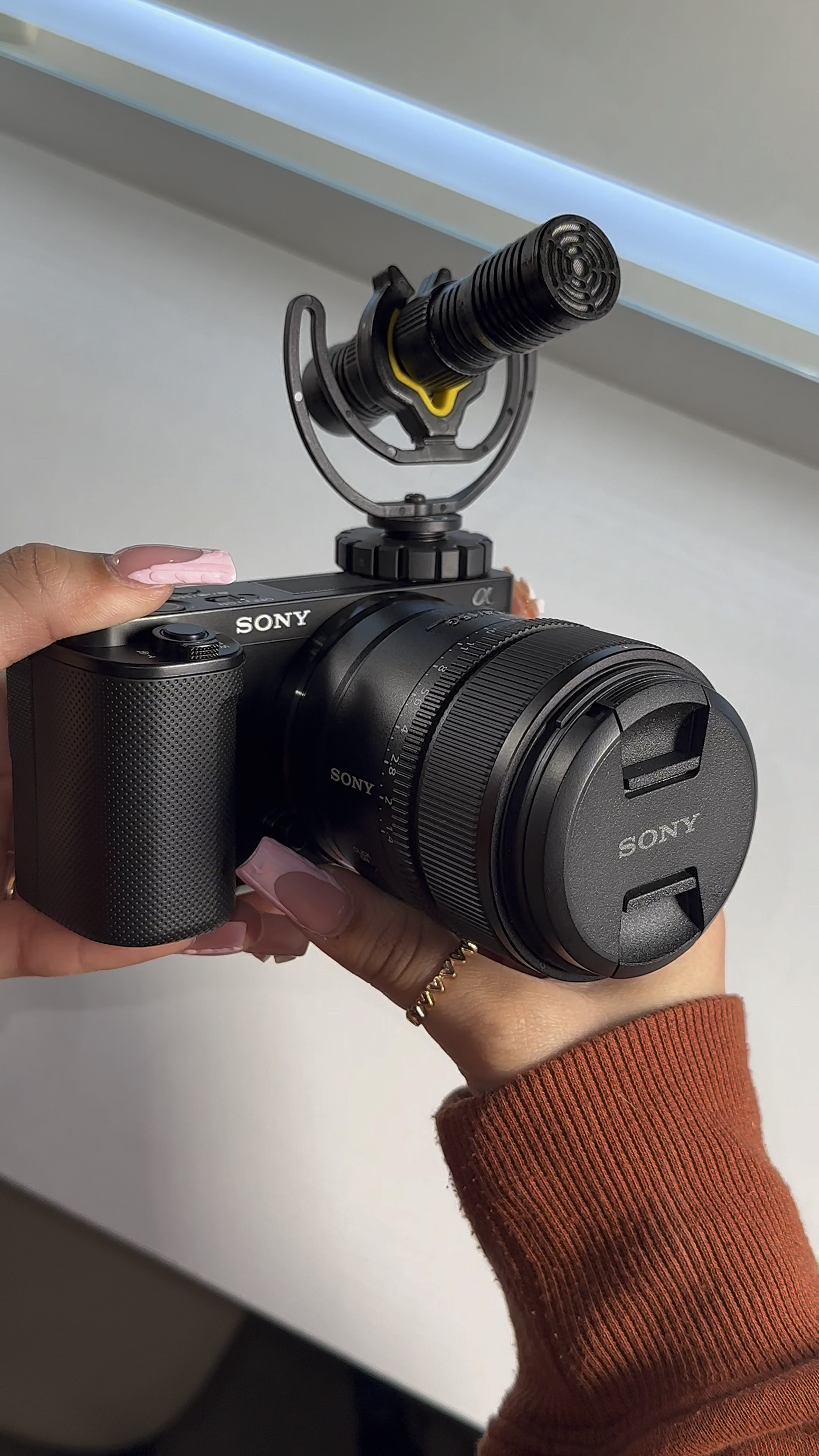 my beginner friendly camera setup! i’ve been using my sony ZVE10 for a few months now and I am in love with it. the lens is expensive but the visual is incredible. you can always go for the sigma 16 mm lens! 