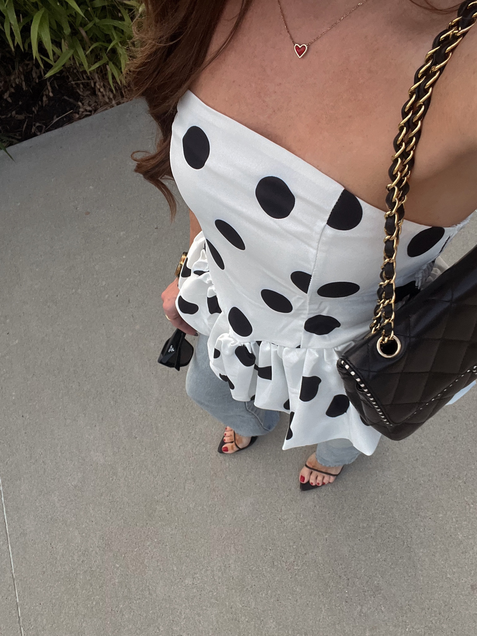 The cutest date night top and it’s only $19!! Wearing a S in top and 24 in jeans.

Date night outfit, amazon fashion, tube top 

#LTKFindsUnder50 #LTKStyleTip #LTKShoeCrush