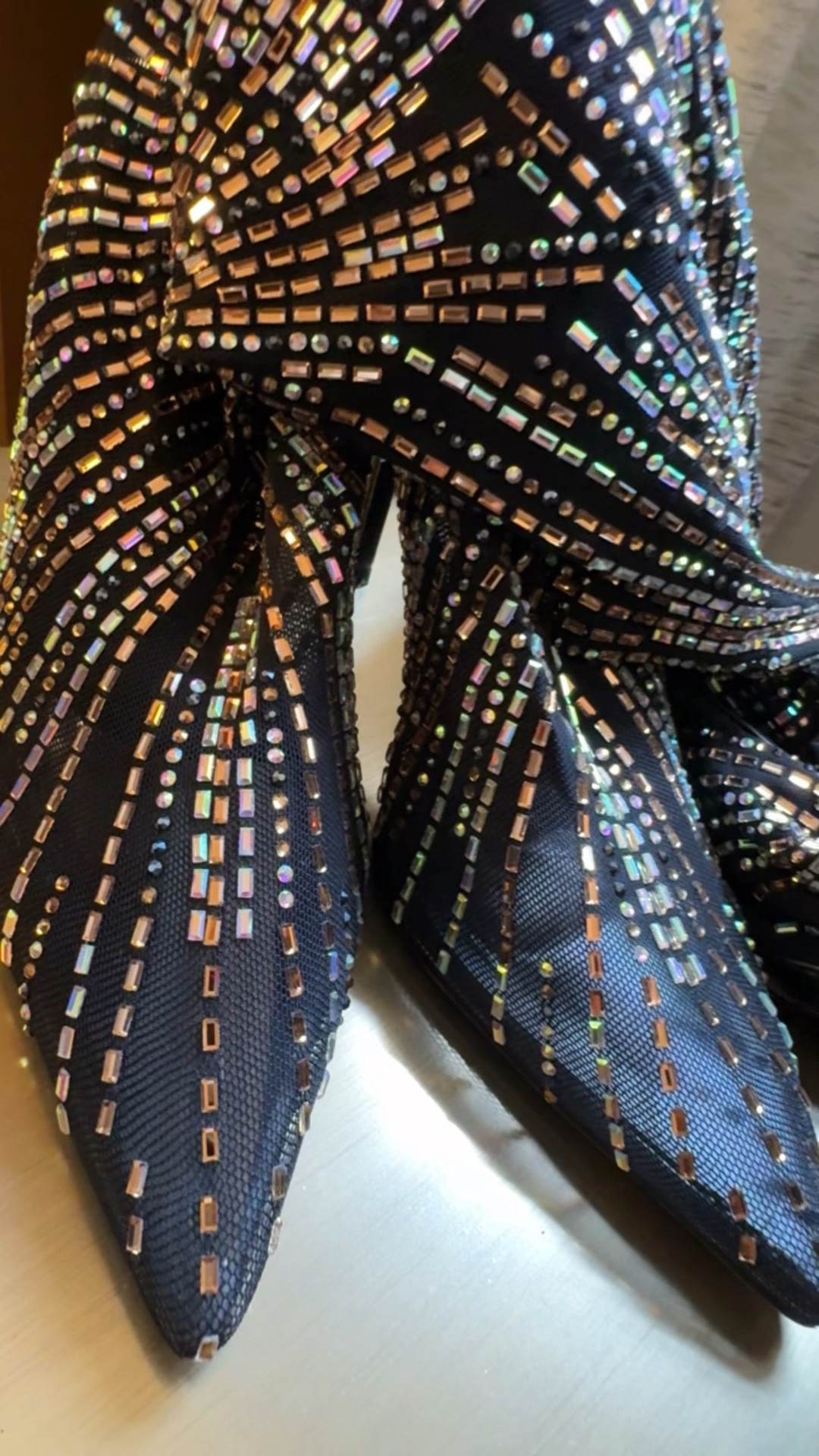 OH! EM! GEE! These thigh high boots are everythaaaaang!!! & comfy! Wait until you see them styled… but go ahead and grab them now because you know how we sell stuff out over here

fits true to size 

#LTKHoliday #LTKGiftGuide #LTKOver40