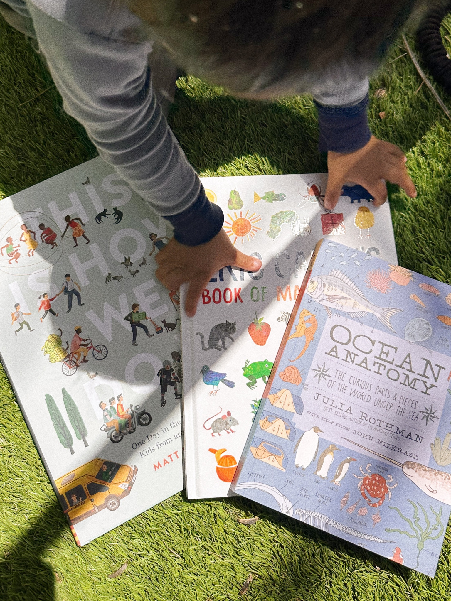 most loved books recently! ✨🤍

The kids have been enjoying these books so so much. There’s a lot to look at and keeps them engaged! 

Homeschool
Educational books 
Toddler 
Preschool 

#LTKkids #LTKfamily