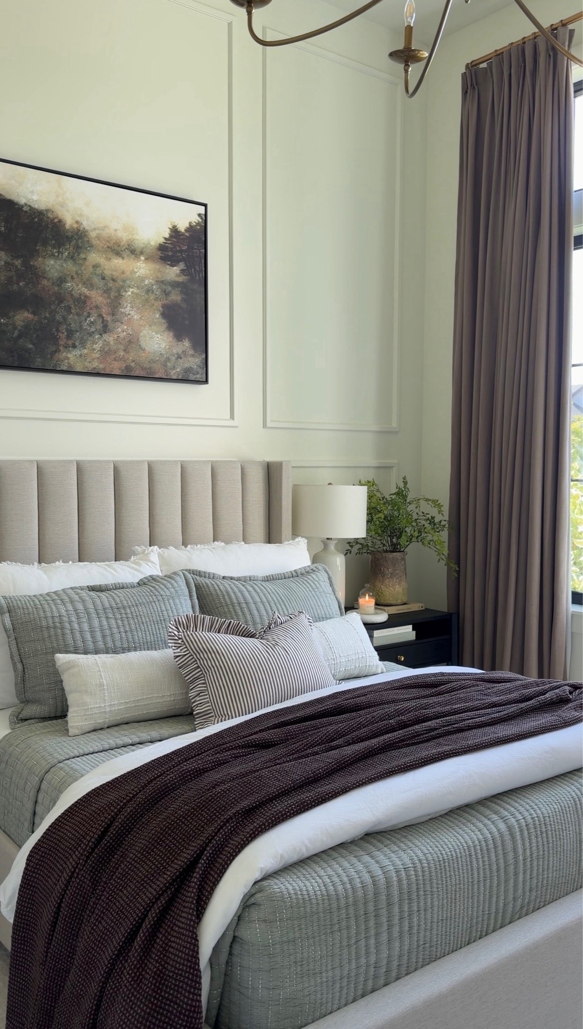 The prettiest bedding refresh in our guest bedroom! This dark fig coverlet from Target is one of their most underrated pieces in my opinion!

#LTKHome
