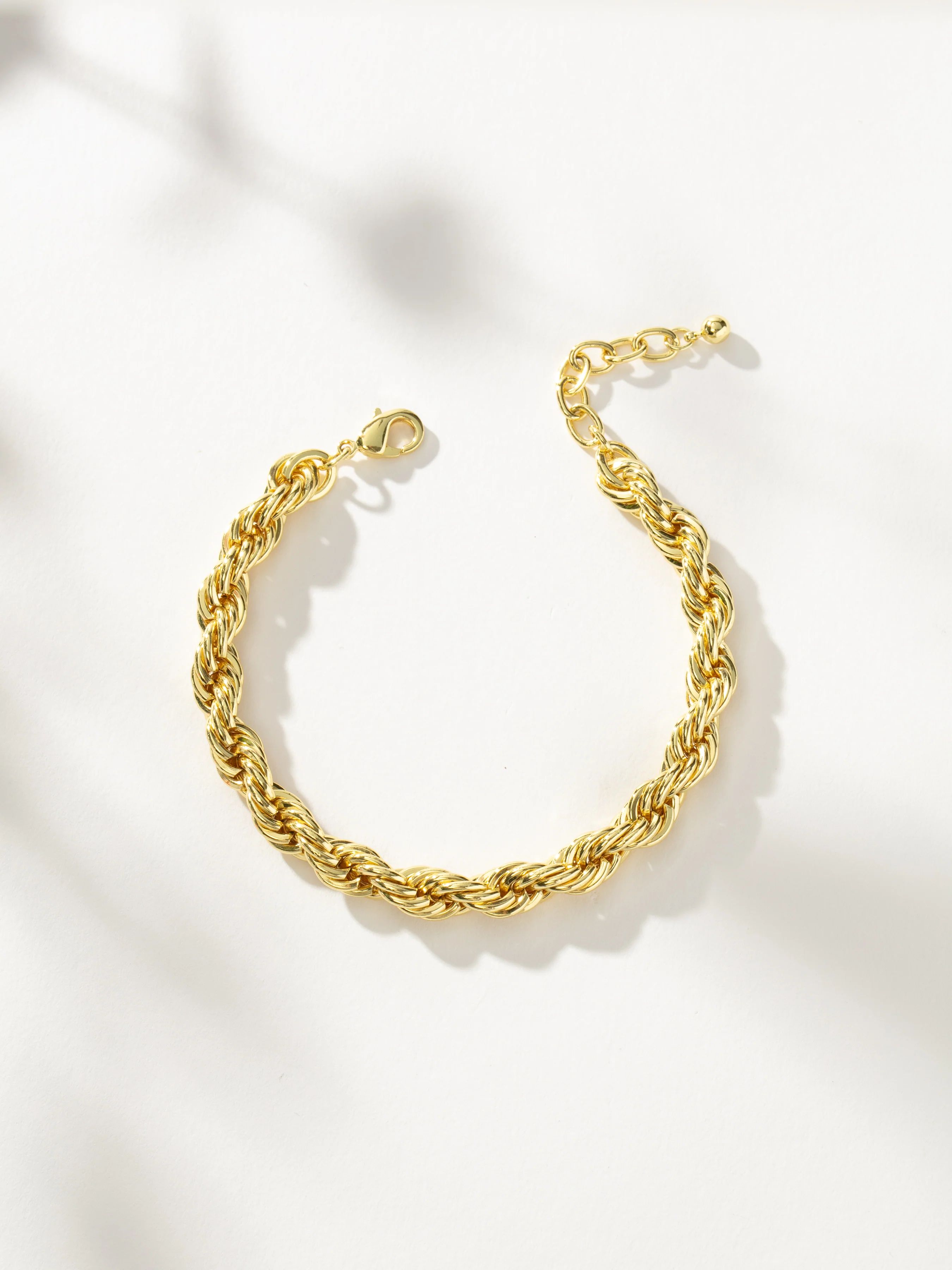 Hollis Statement Rope Chain Bracelet in Gold | Uncommon James | Uncommon James