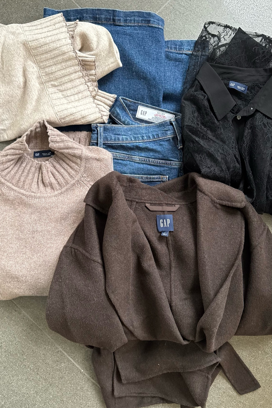 Everything I packed for my weekend trip to Banff ❄️ everything from @Gap. They’re having a sale up to 50% off! 


#LTKStyleTip #LTKFamily #LTKSeasonal