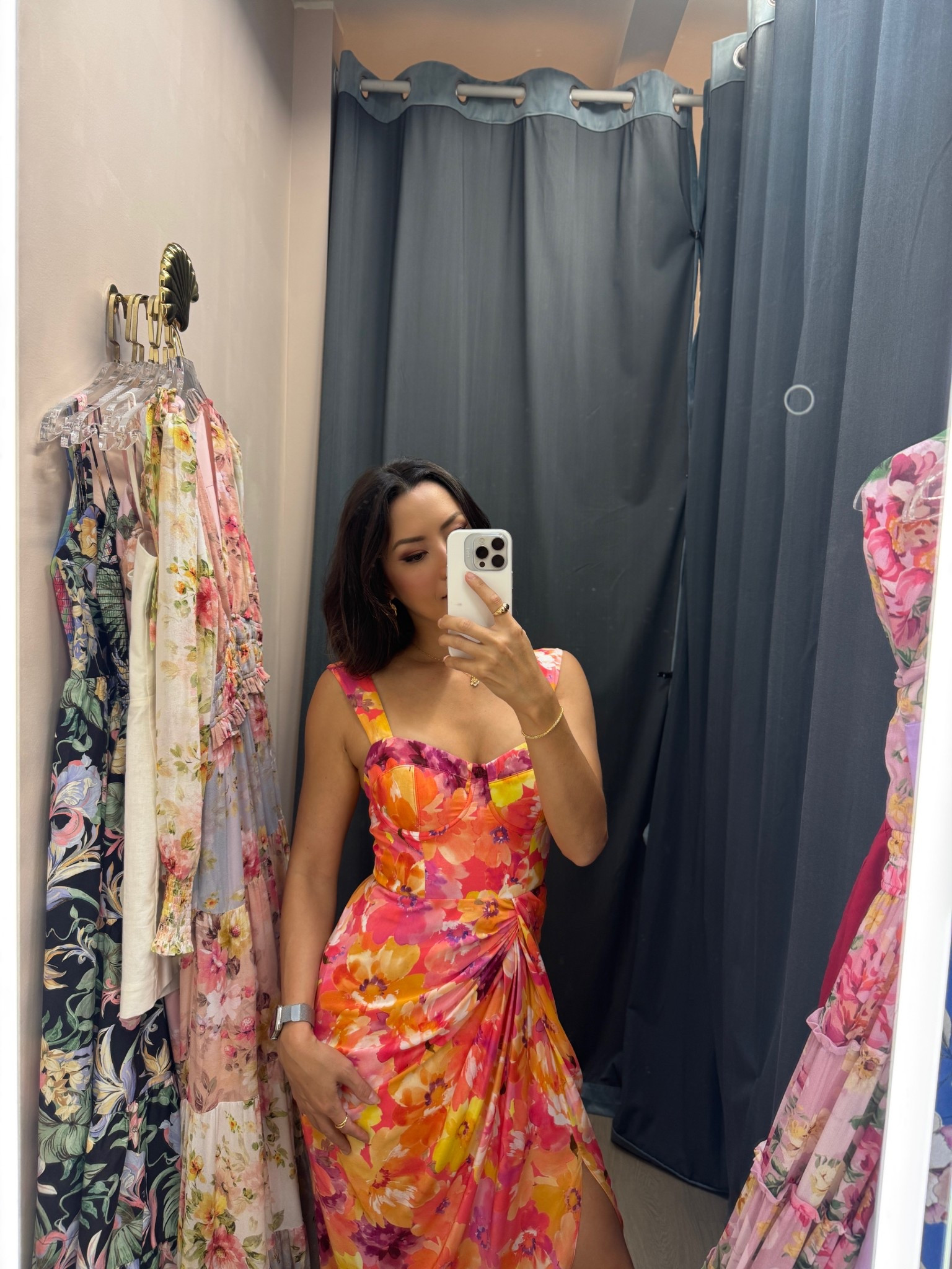 Gorgeous tropical dress, silky material, true to size! XS - midi dress, tulip skirt, bustier dress, sweetheart neckline, floral dress, wedding guest dress 

#LTKootd #LTKSeasonal