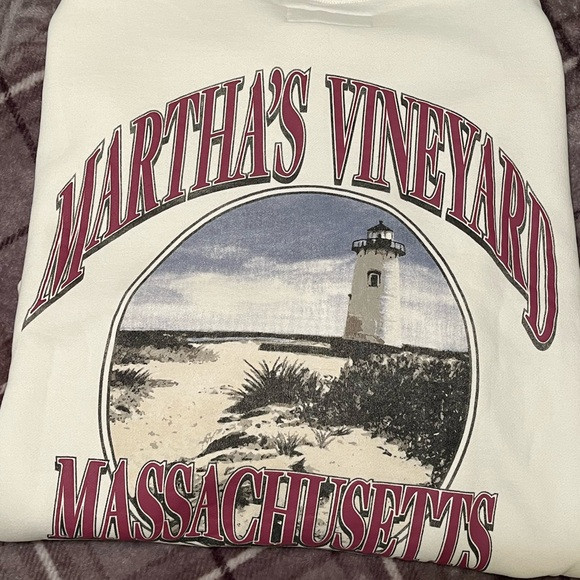 Abercrombie & Fitch White Martha's Vineyard Graphic Crewneck Sweatshirt Pullover | Poshmark