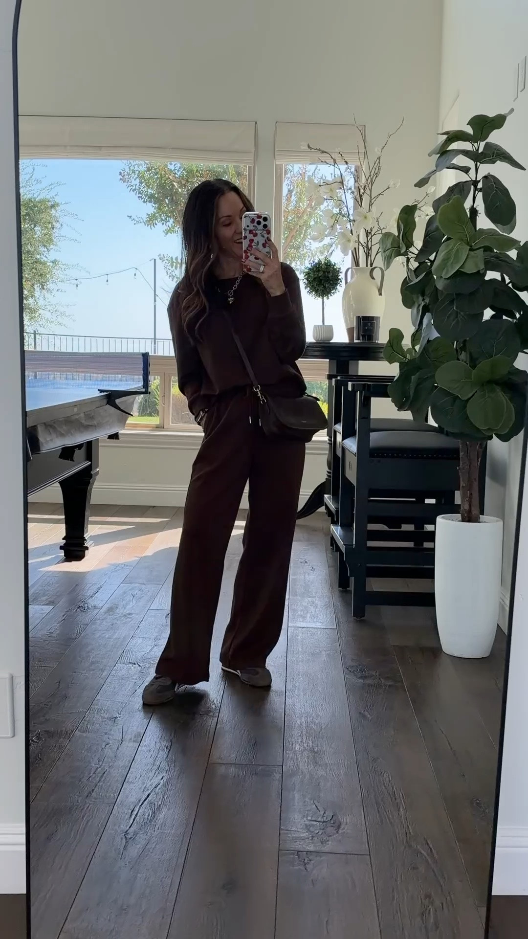 Casual, comfy & a little sporty! 🤎 This matching set paired with the brown Puma animal print sneakers and Coach bag makes such a cute everyday outfit. The Coach bag even comes with 3 different straps!

Sizing: Set XS • Puma sneakers TTS
For reference: I’m 5’1”, 106 lbs.

Matching sets • Casual outfit ideas • Puma sneakers • Coach handbags • Petite fashion • Fashion over 50 • Everyday style