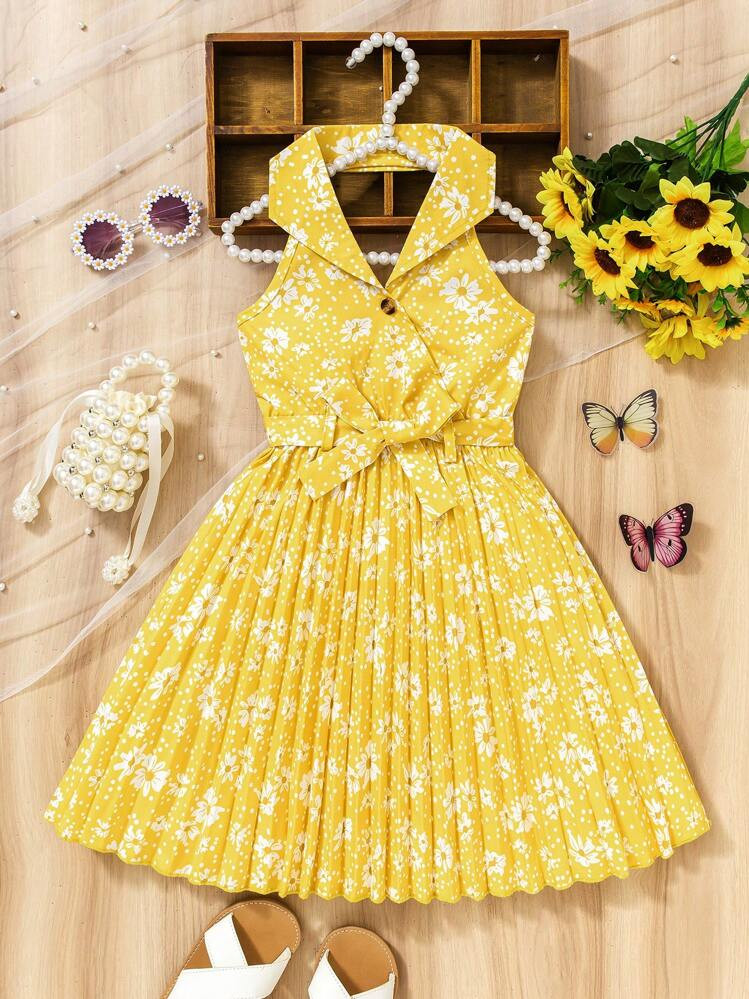 Young Girl Ditsy Floral Spaghetti Strap Dress, Yellow Bohemian Casual Summer Dress For Beach Vacation, Photo Shoot Must-Have, Soft & Breathable, For Outdoor, Birthday Party, Suitable For 4-7 Years Old, Spring/Summer | SHEIN