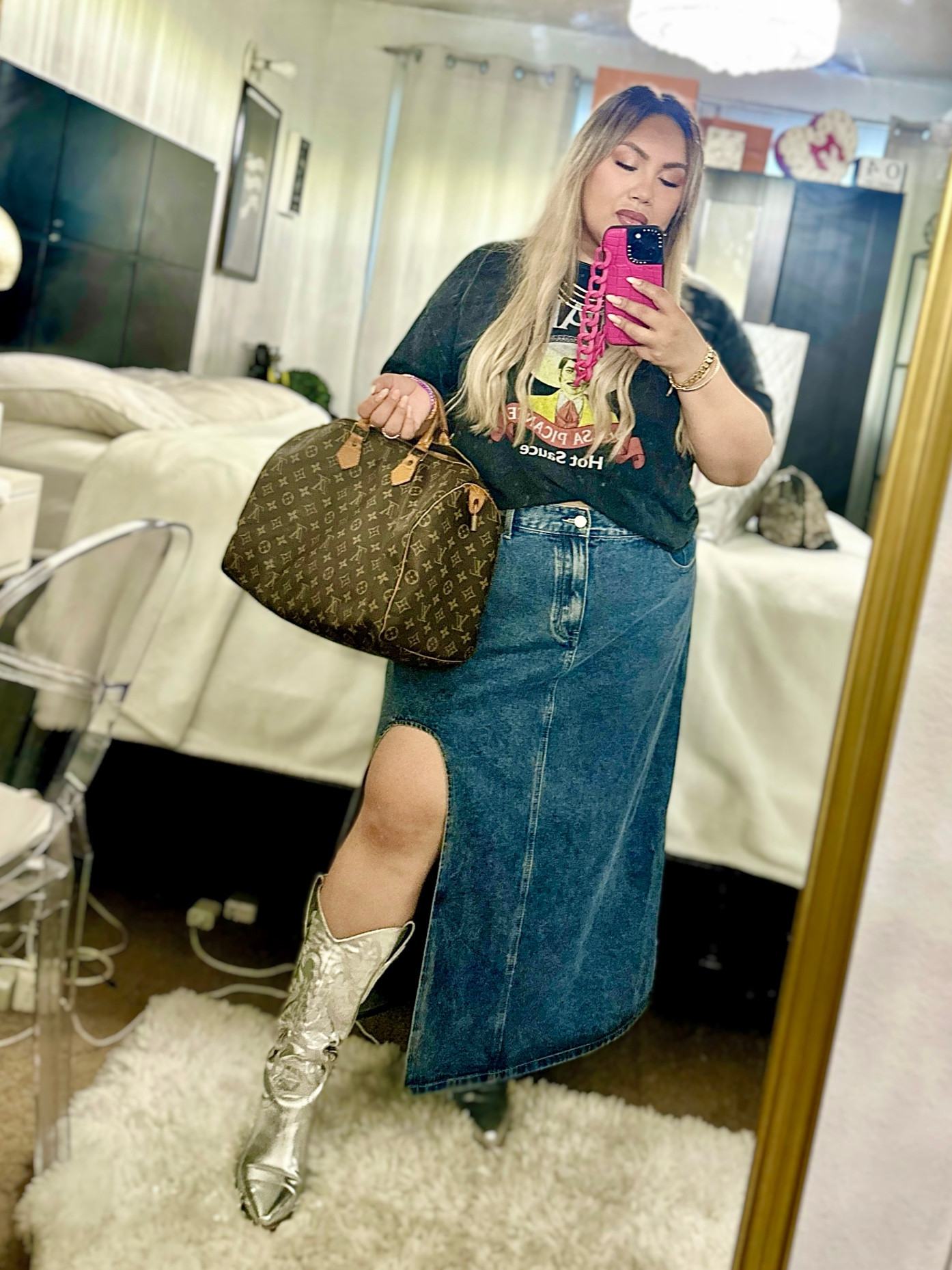 Obsessed with these boots!!! 🙌🏼🙌🏼 #countryconcert #erastour

#LTKFind #LTKunder100 #LTKSeasonal