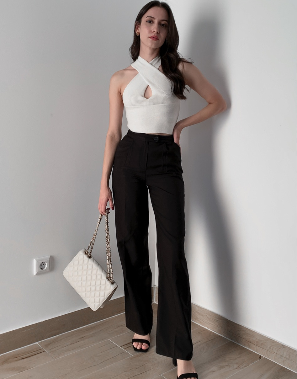 Black and white 

#LTKSeasonal #LTKbrasil #LTKeurope