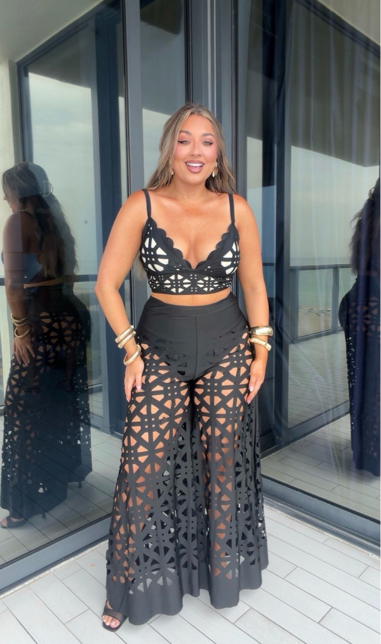 Amazon affordable Miami swim outfit! I’m wearing a size large. This is so cutie and stretchy!

#LTKootd #LTKgrwm #LTKSwim

Comment SHOP below to receive a DM with the link to this post on my LTK ⬇ https://liketk.it/6eC5S

#LTKootd #LTKTravel #LTKMidsize